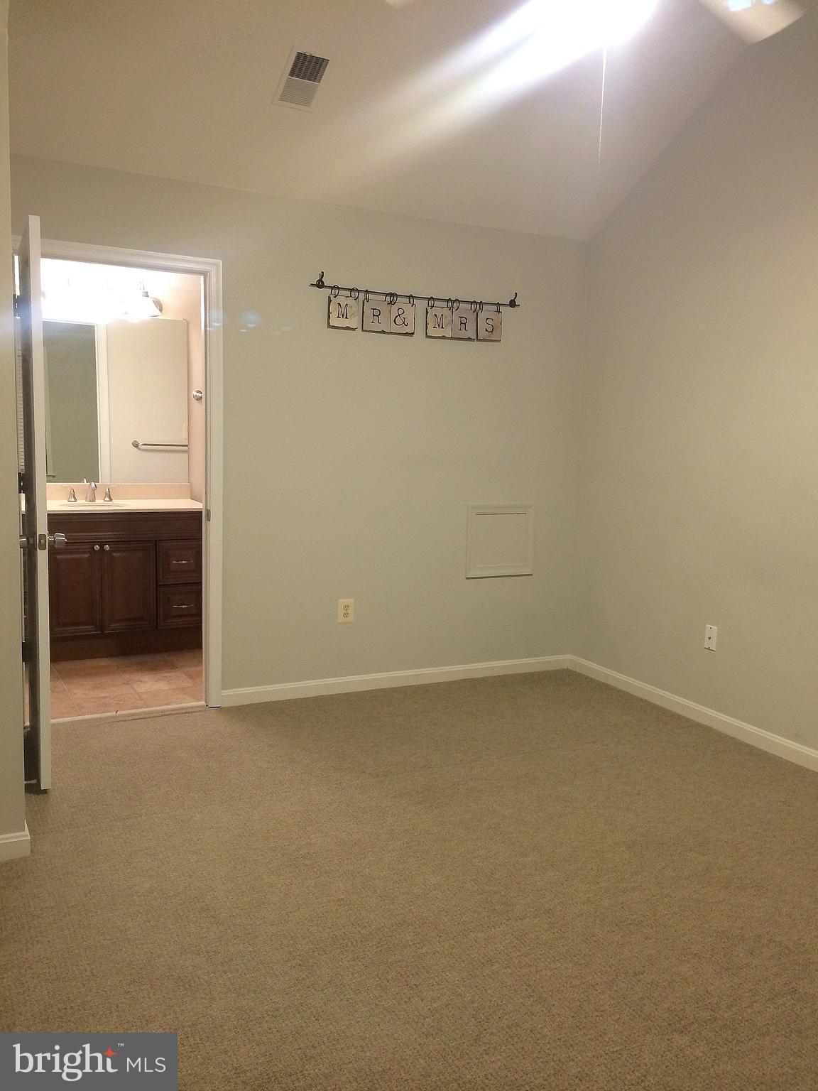 LONG GATE - Residential Lease