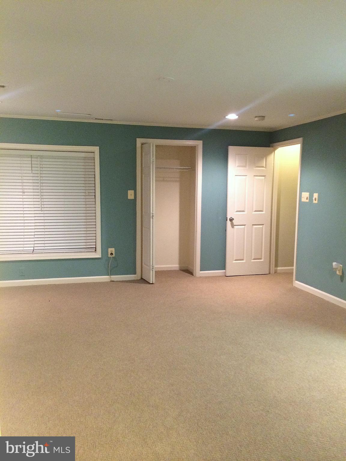 LONG GATE - Residential Lease