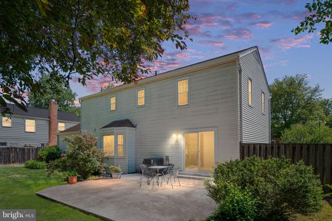 Tiny photo for 8114 Orville Street, ALEXANDRIA, VA 22309 (MLS # VAFX2306672)