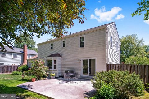 Tiny photo for 8114 Orville Street, ALEXANDRIA, VA 22309 (MLS # VAFX2306672)
