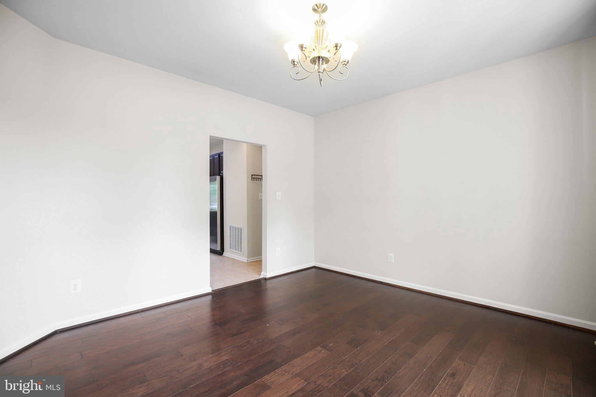 LAFAYETTE ESTATES - Residential Lease