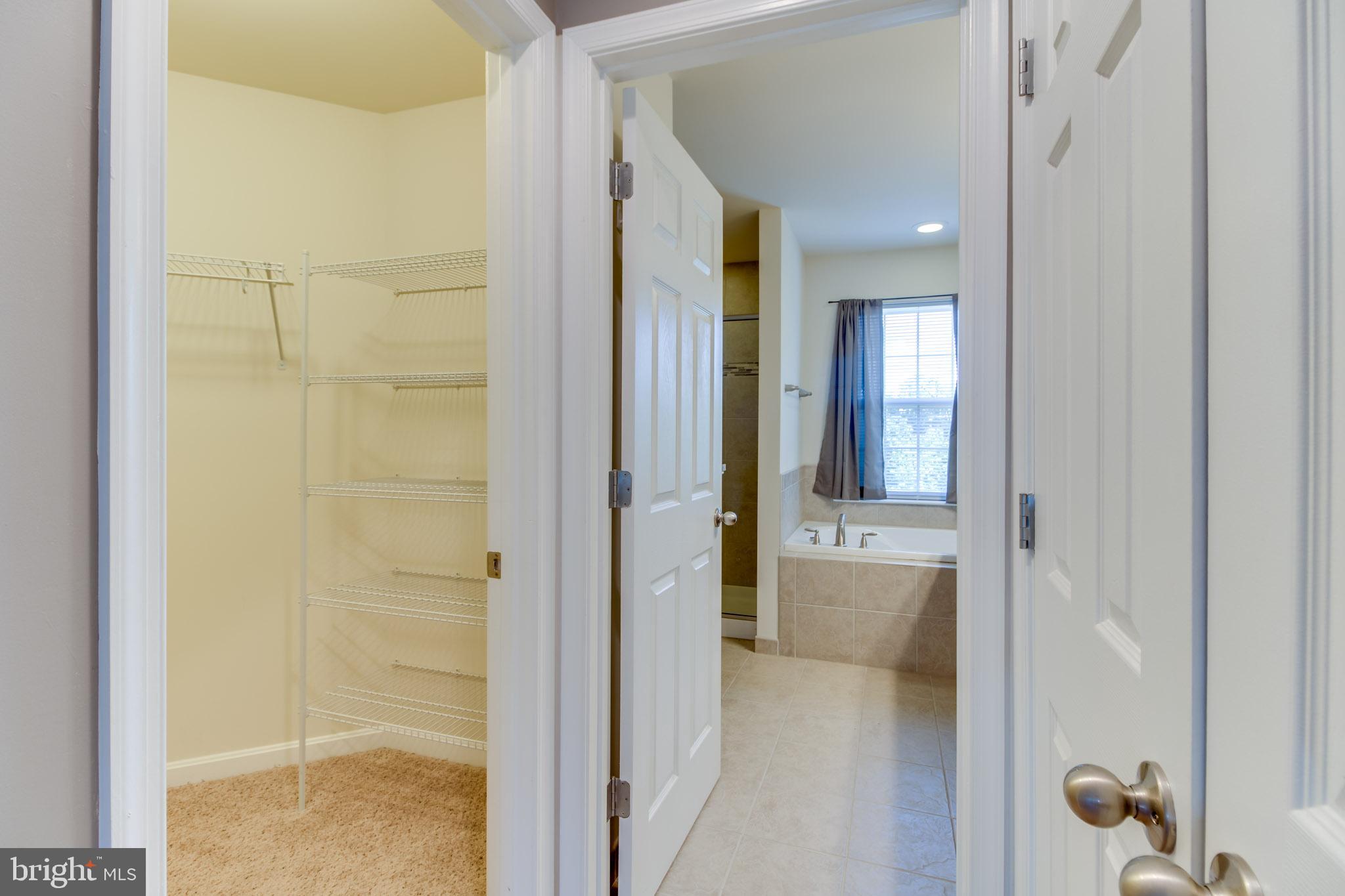 LAFAYETTE ESTATES - Residential Lease