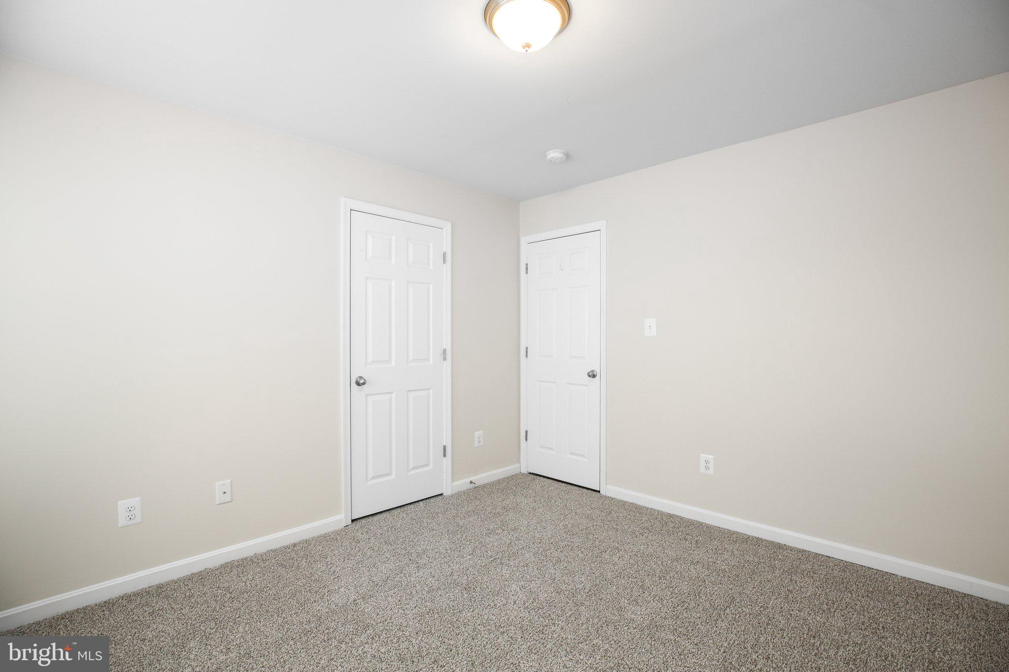 LAFAYETTE ESTATES - Residential Lease