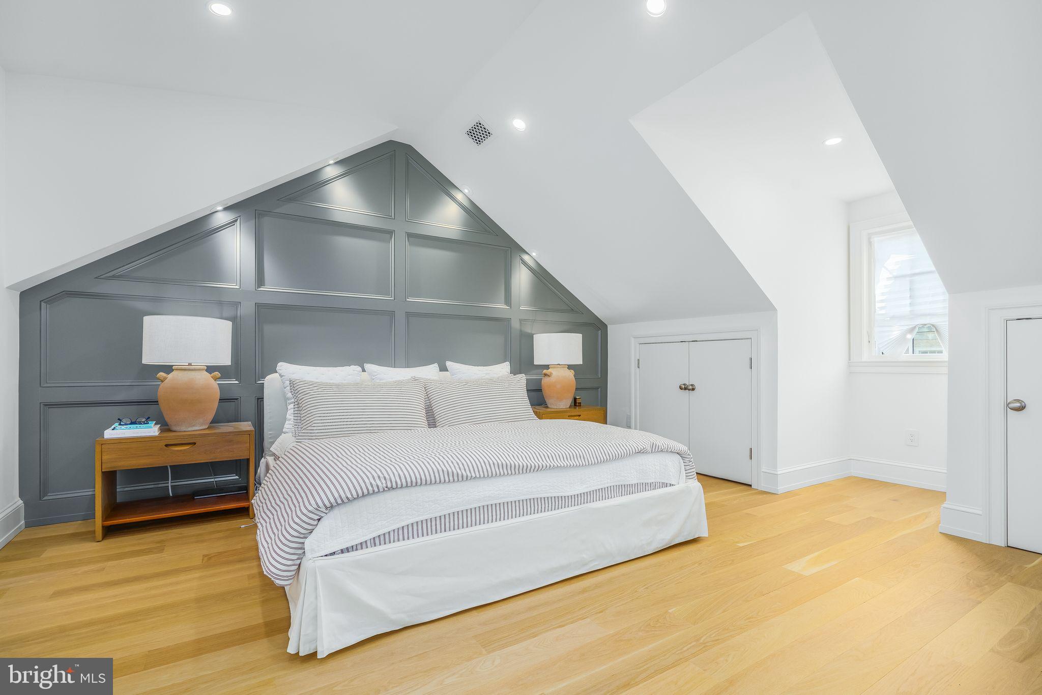 RITTENHOUSE SQUARE - Residential