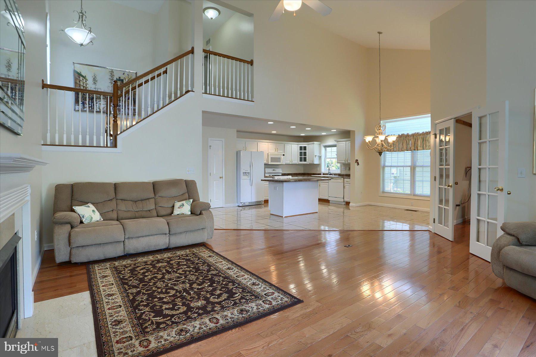 HOLLY HILLS - Residential