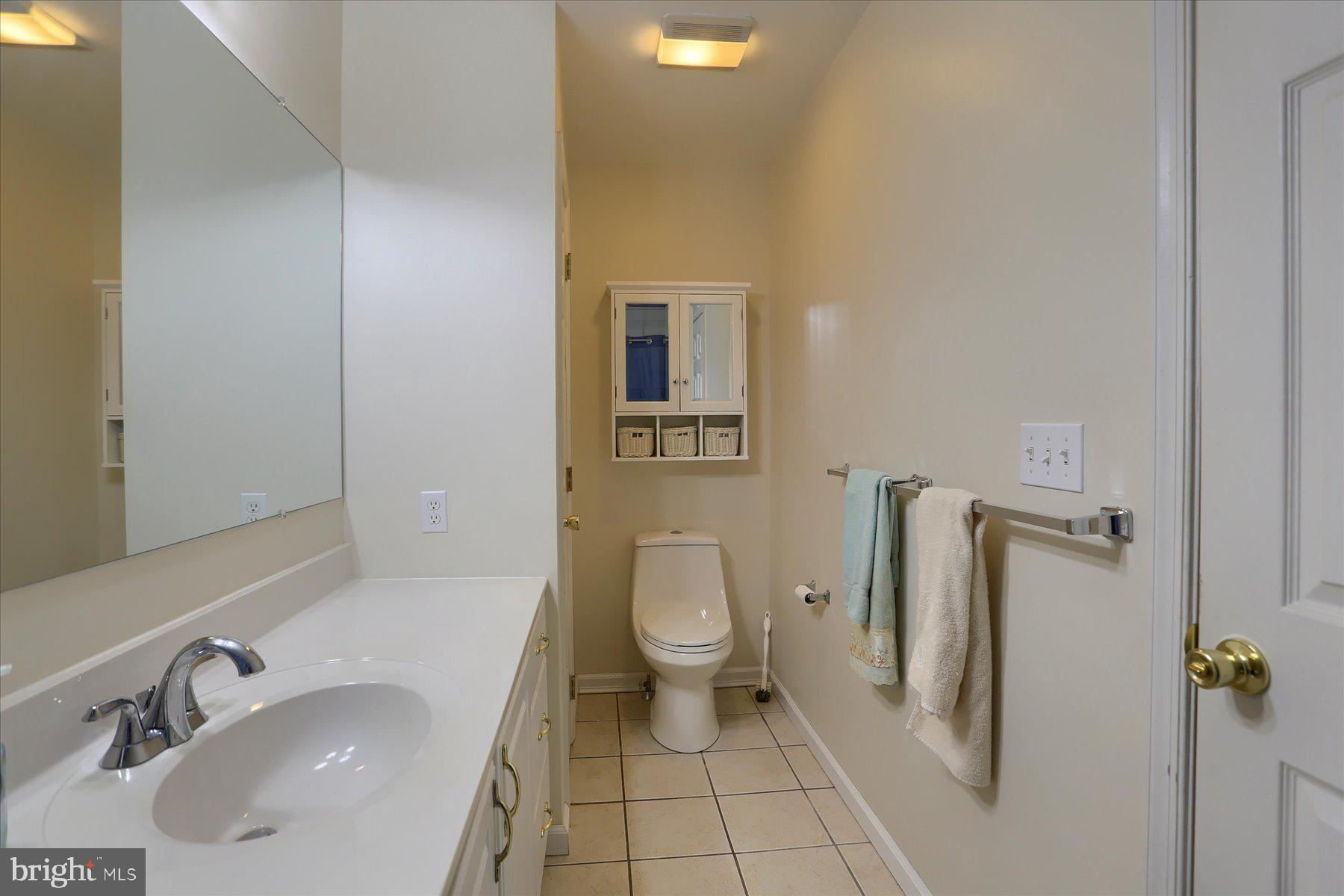 HOLLY HILLS - Residential
