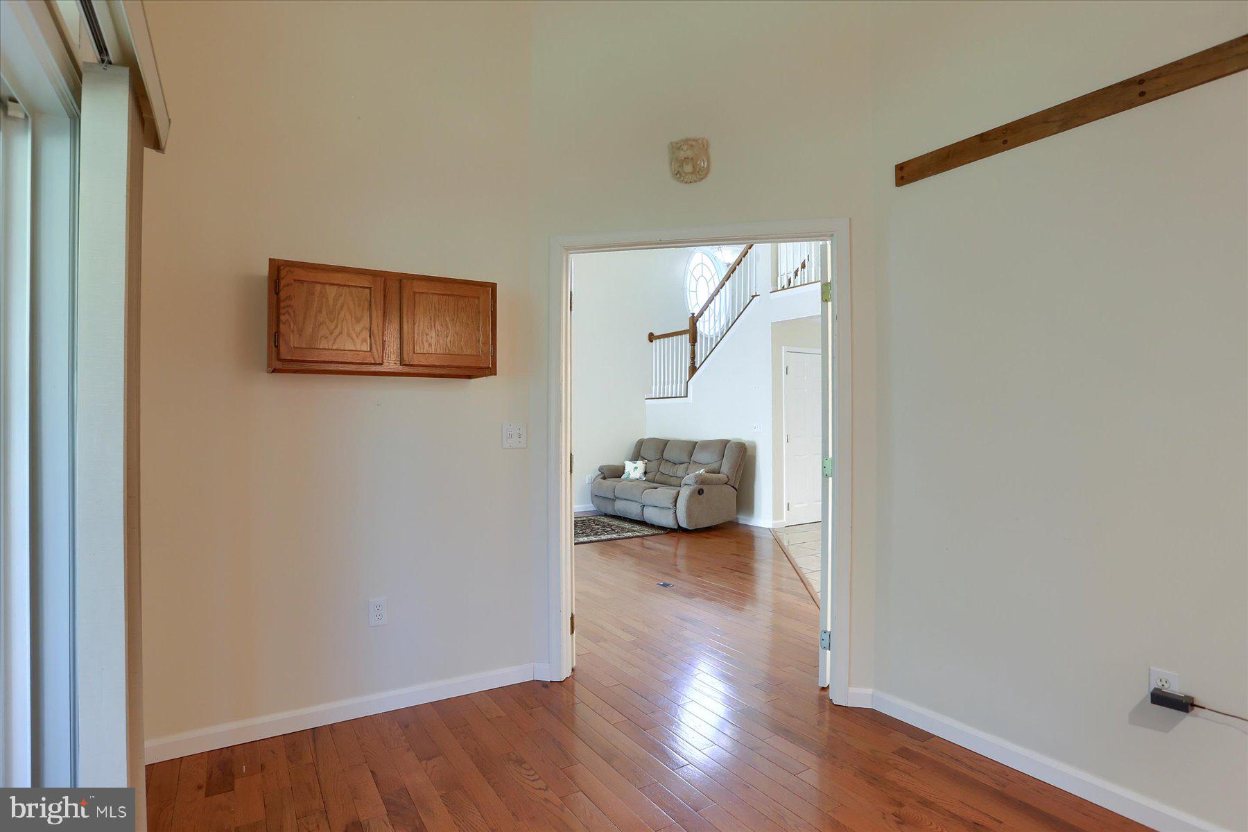 HOLLY HILLS - Residential