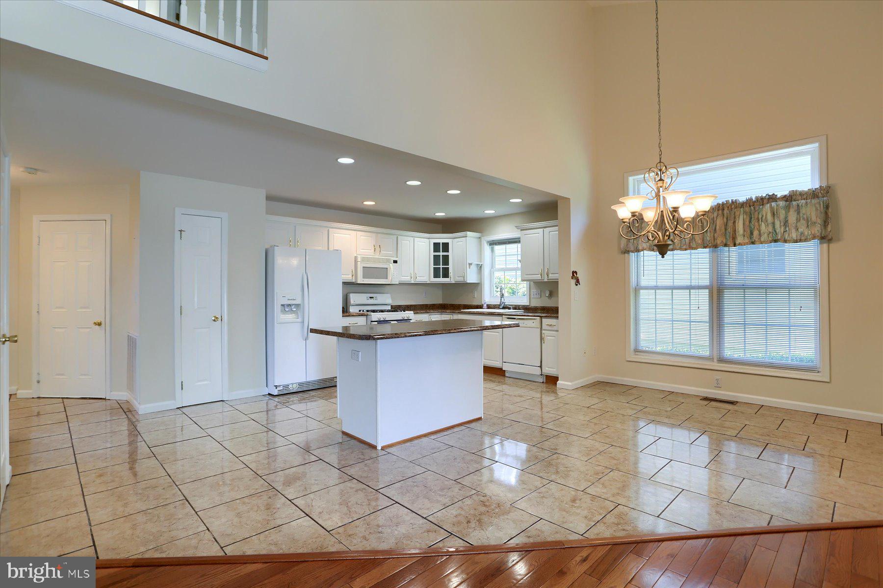 HOLLY HILLS - Residential