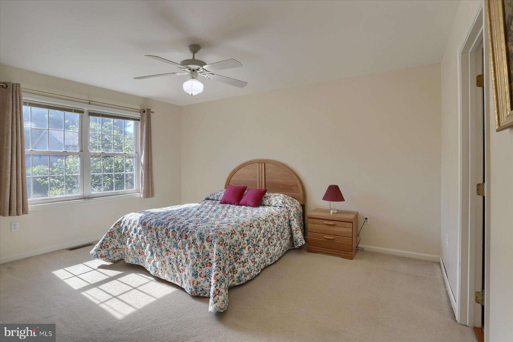 HOLLY HILLS - Residential