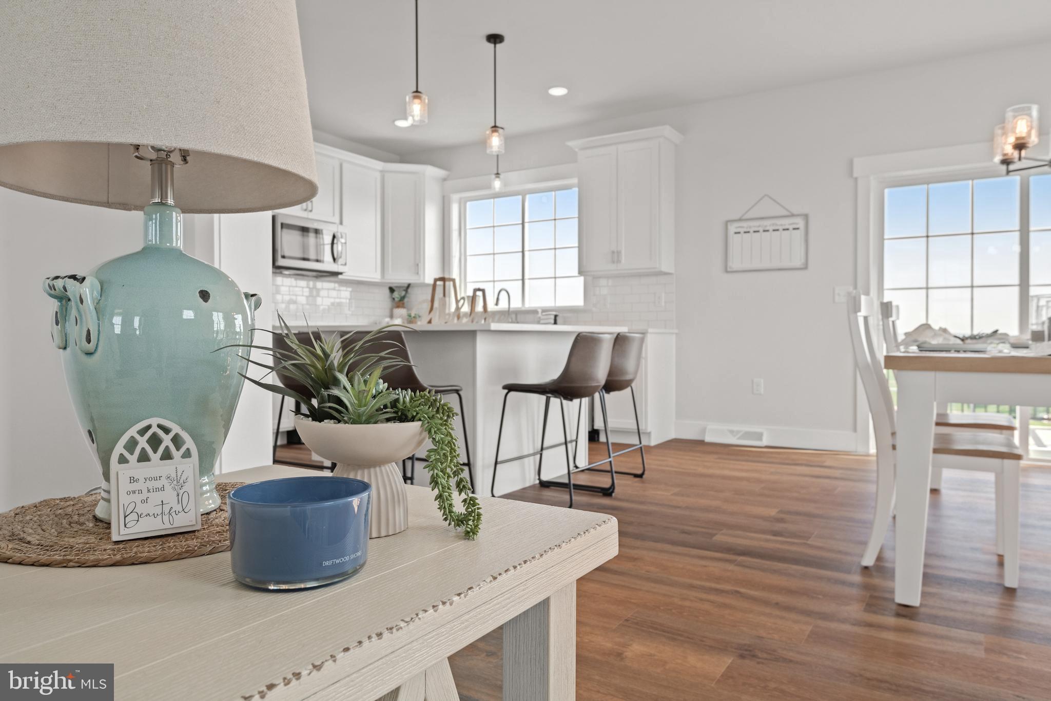 RIVER RIDGE HILLS - Residential