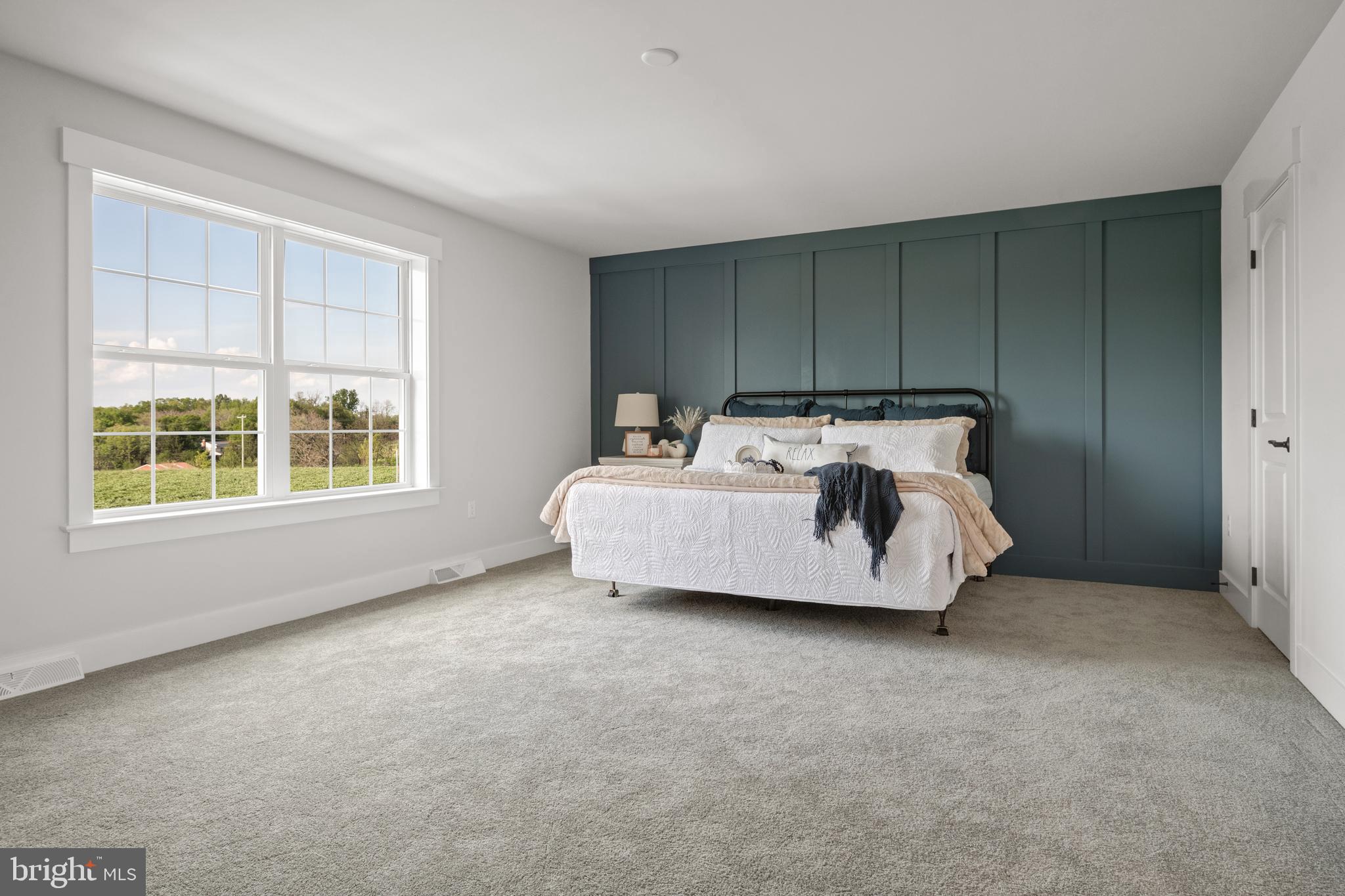 RIVER RIDGE HILLS - Residential