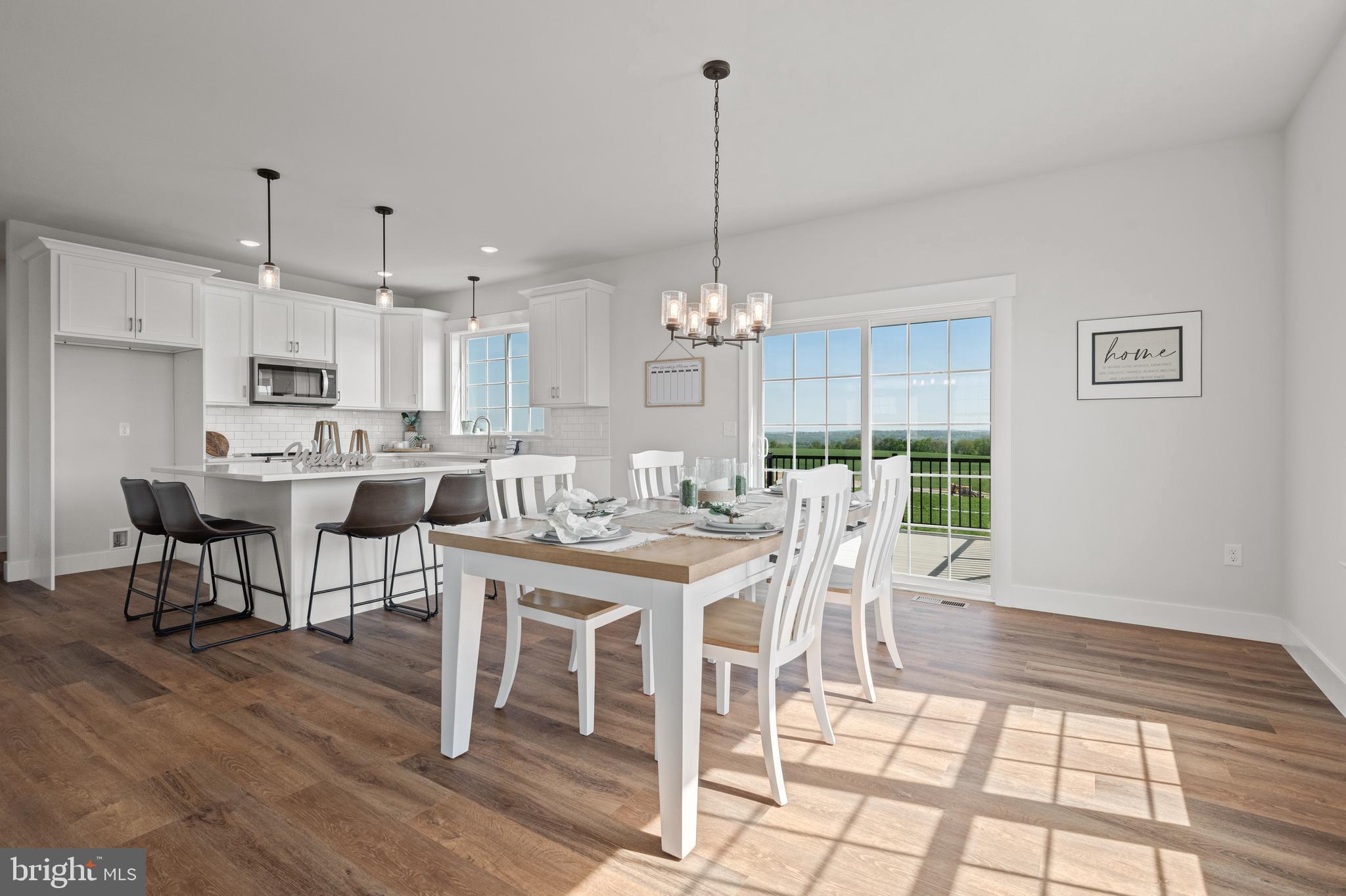 RIVER RIDGE HILLS - Residential