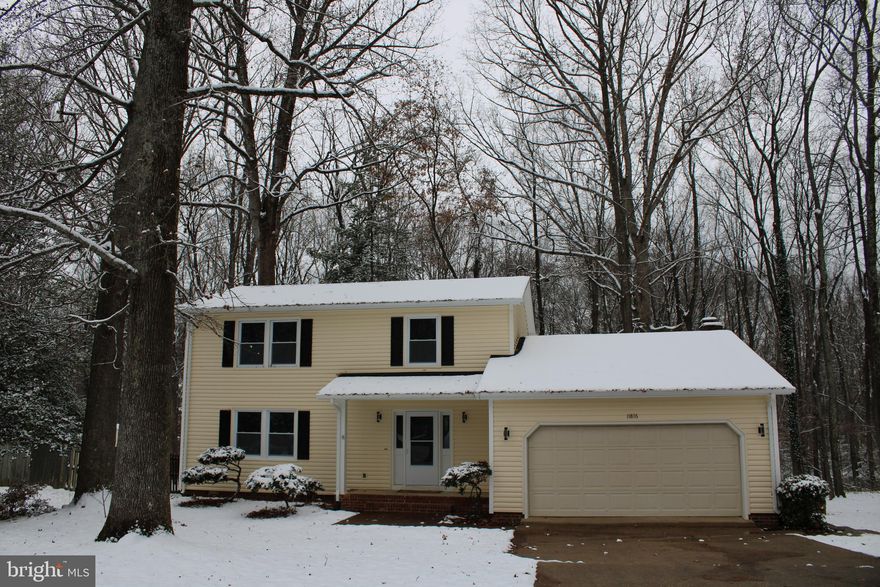This newly renovated 2 level Colonial is in a perfect location near I95, schools, shopping and more!  Gorgeous vinyl plank flooring throughout main level (except for powder room).  Upgraded kitchen with granite counters, stainless steel appliances and raised panel cabinets.  Formal living room plus formal dining room plus big breakfast room plus family room ... all the space you need!  Big deck off of family room overlooks tree-shaded, fenced rear yard.  Upper level features 3 spacious bedrooms, 2 full baths and walk-in closet in primary bedroom.  Bathrooms completely updated as well!  This charming home is ready to rent NOW!  Use RentSpree link to apply.  $50 per adult app fee.  No pets/non-smoking home.