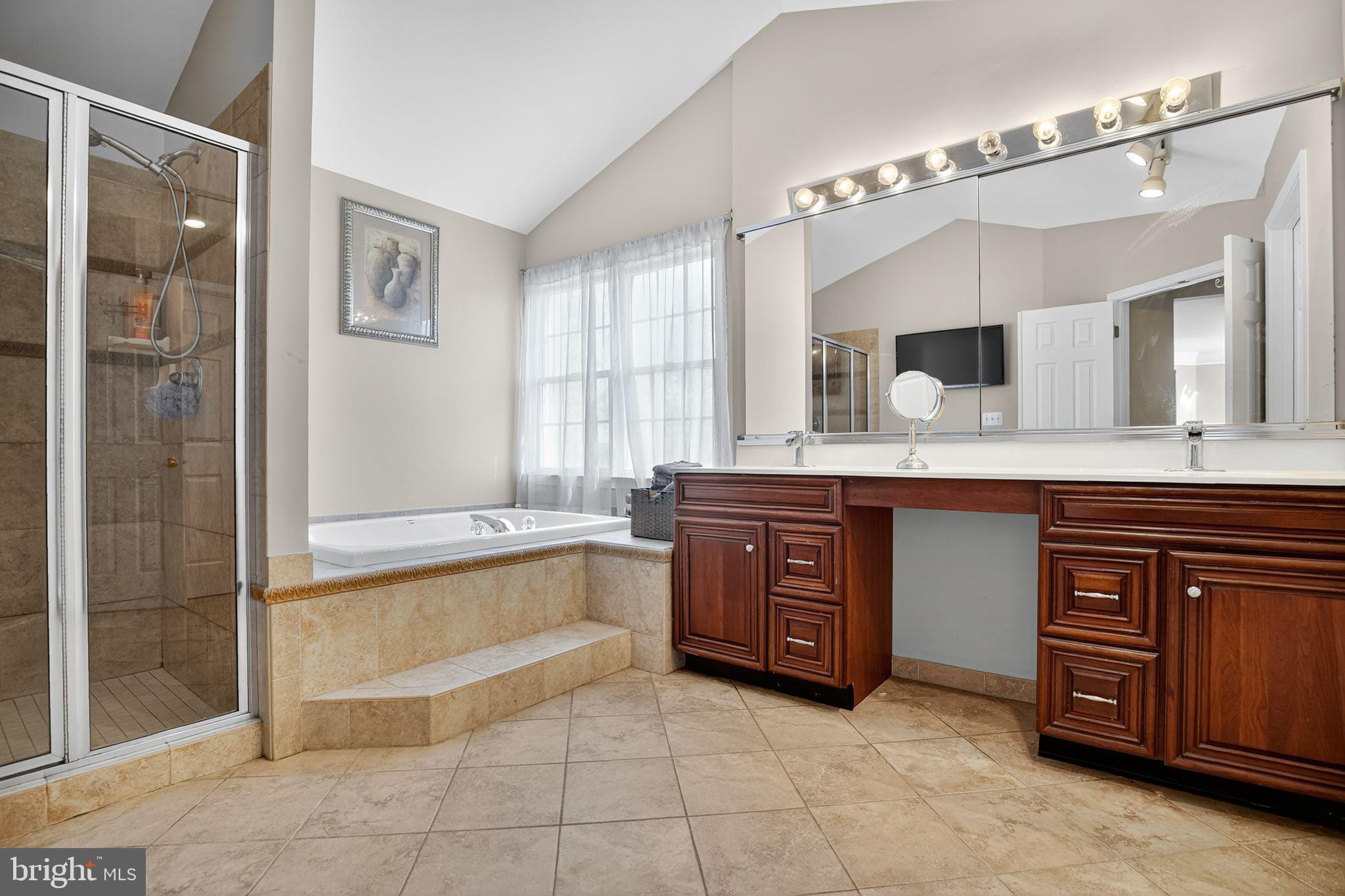 BUCKINGHAM FOREST - Residential