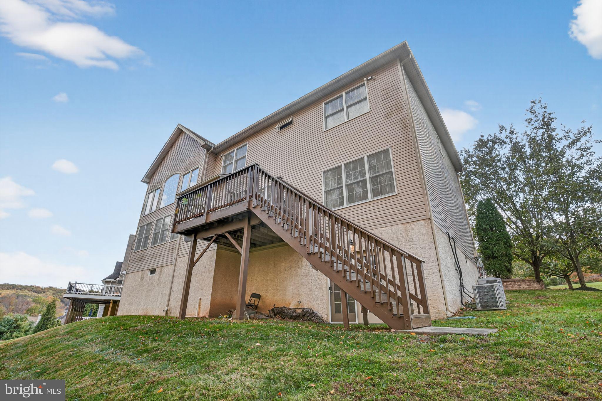 BUCKINGHAM FOREST - Residential