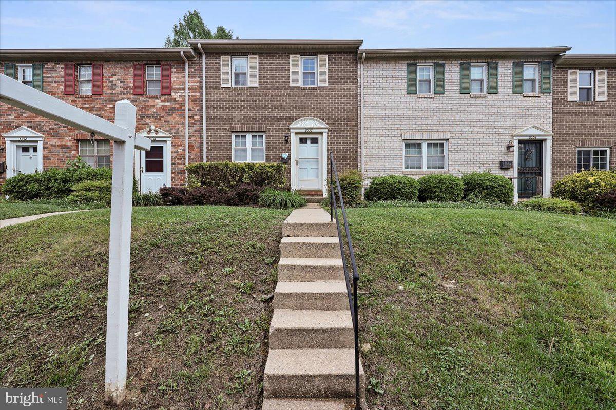 VILLAGE BROOK - Residential Lease