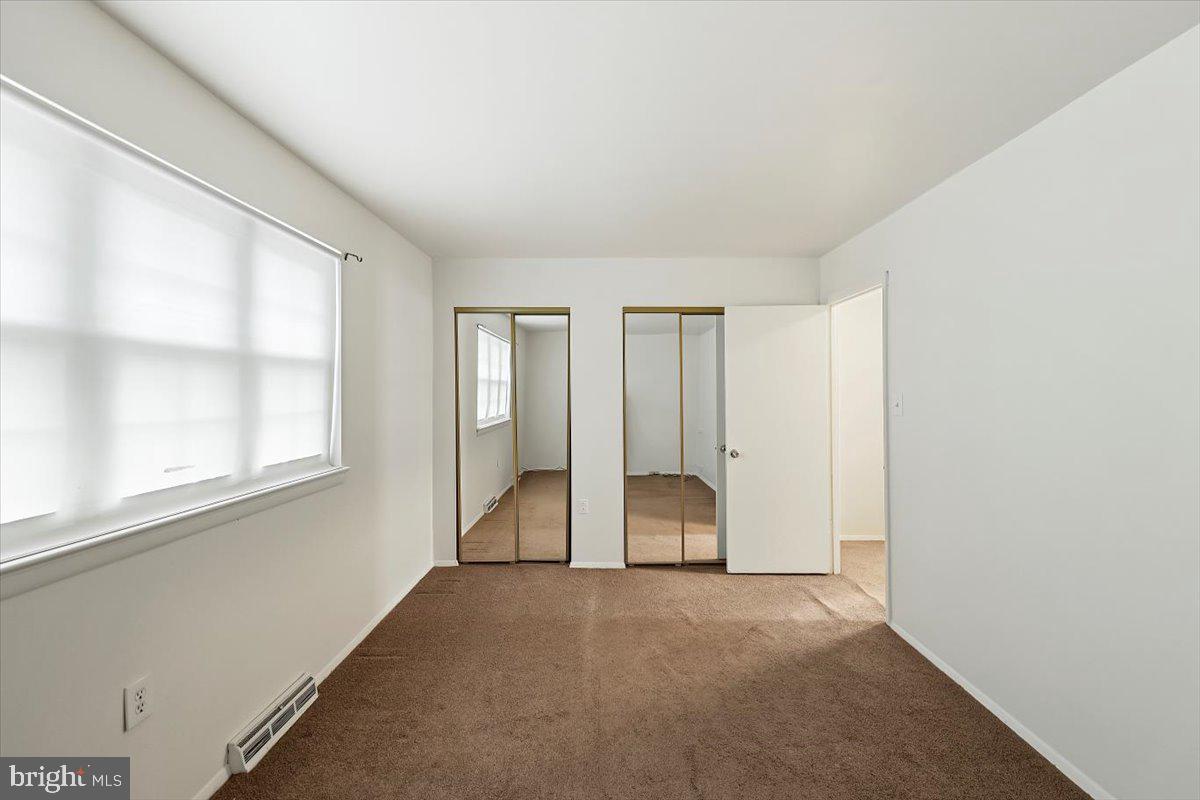 VILLAGE BROOK - Residential Lease