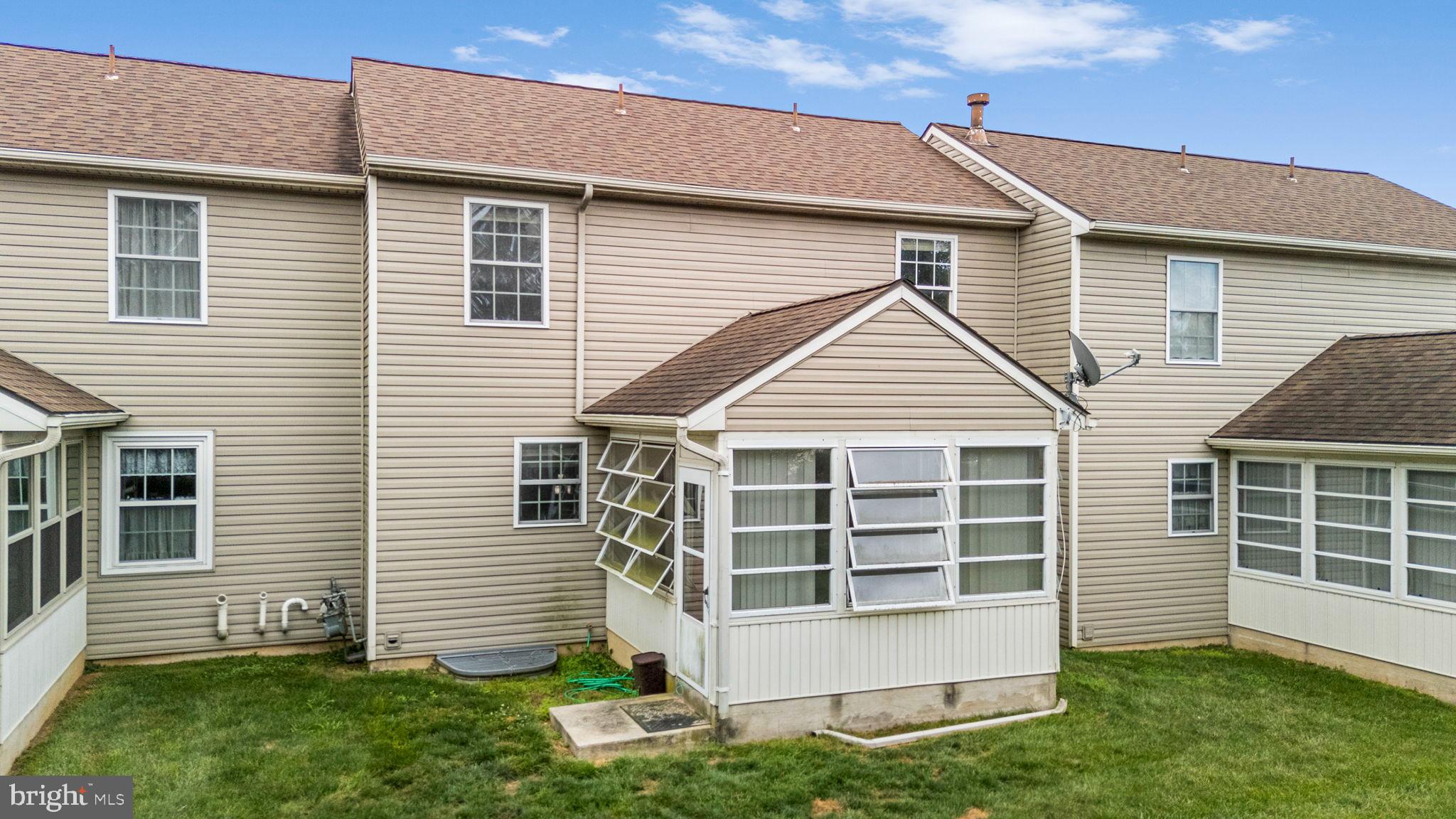 GRANDVIEW MEADOWS - Residential