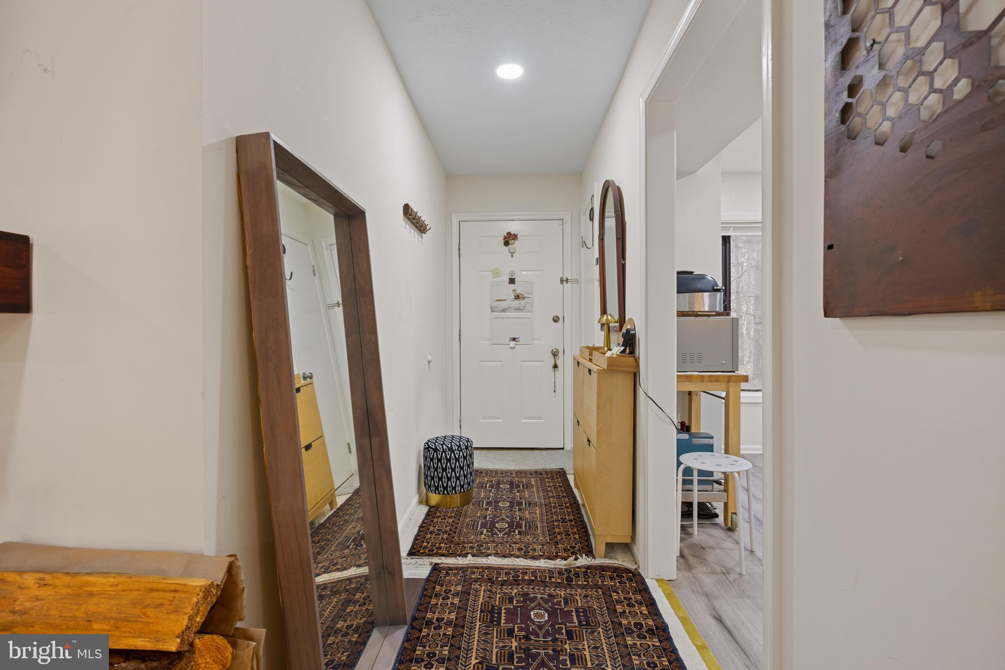 HUNTERS CROSSING - Residential