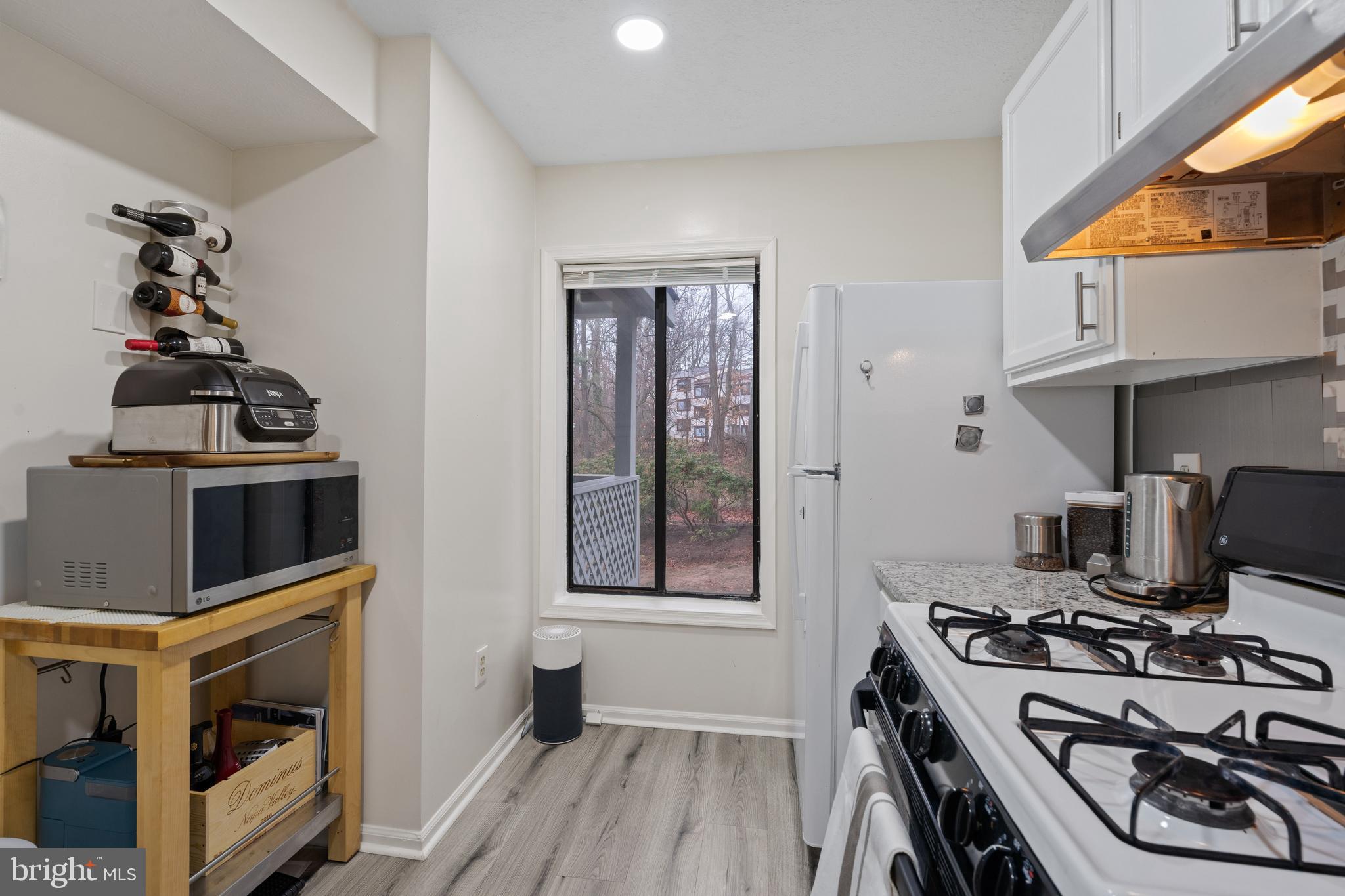 HUNTERS CROSSING - Residential