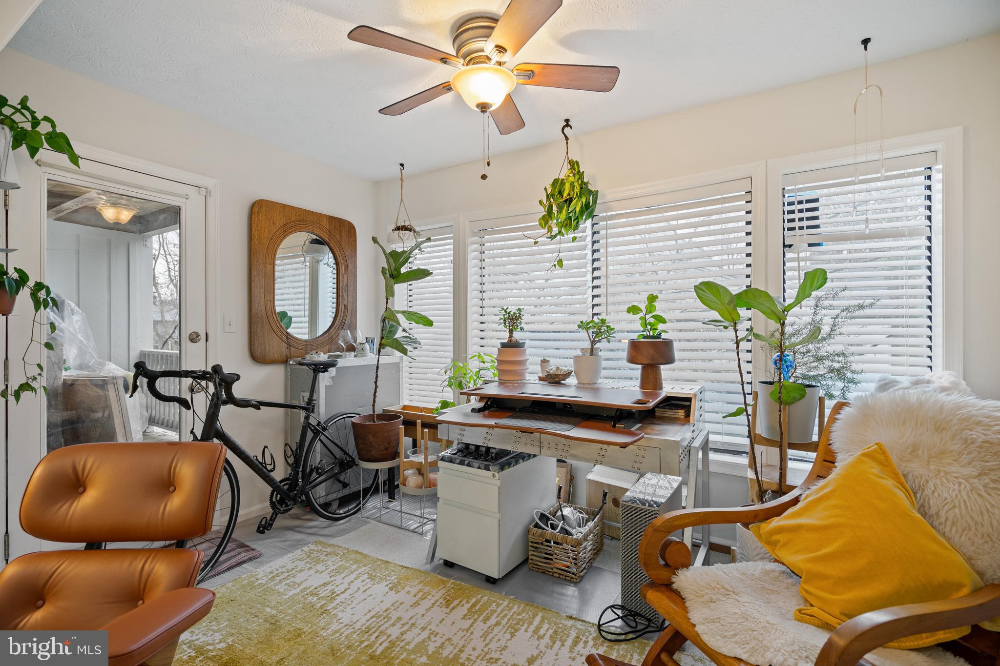 HUNTERS CROSSING - Residential