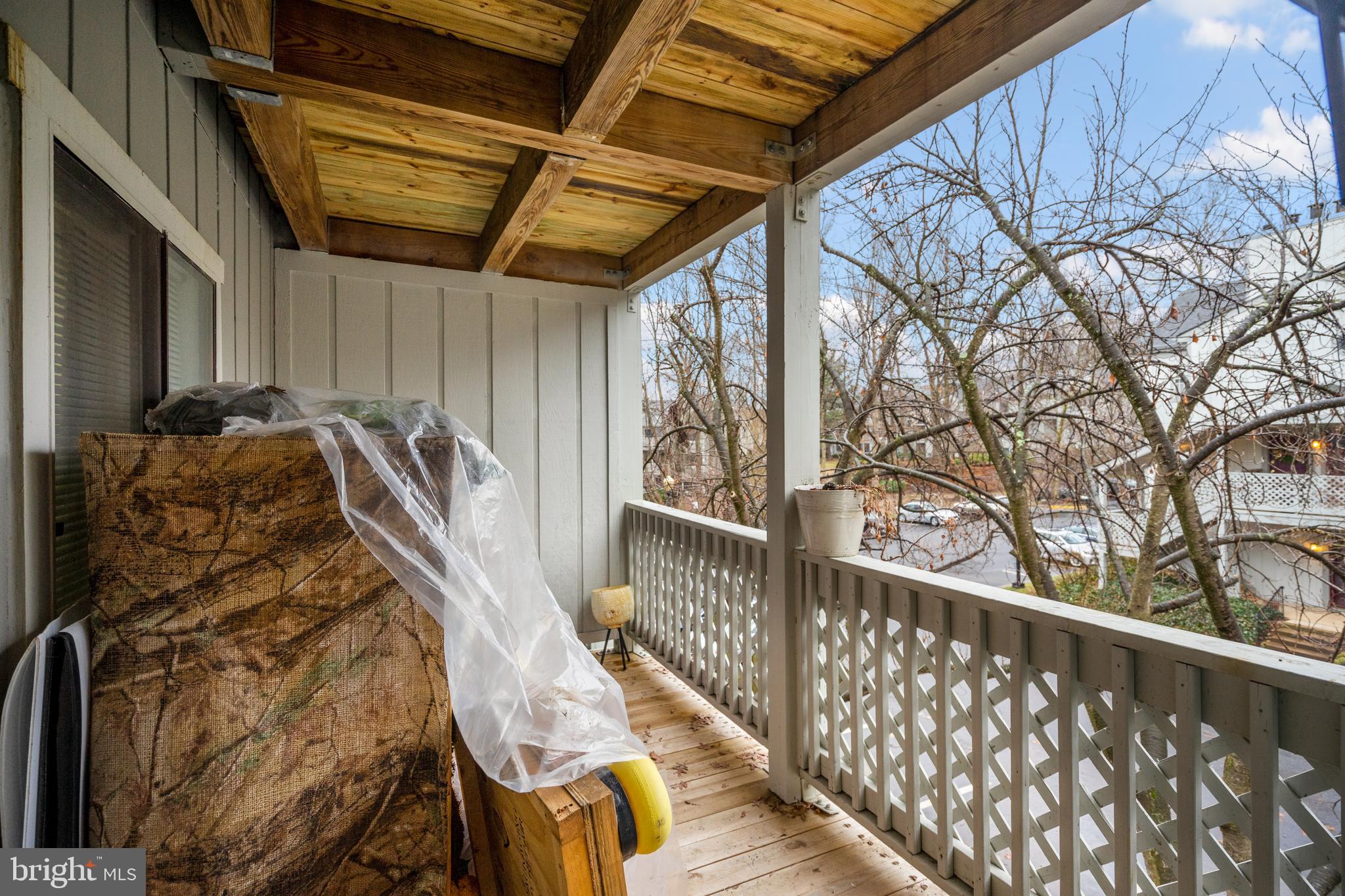 HUNTERS CROSSING - Residential