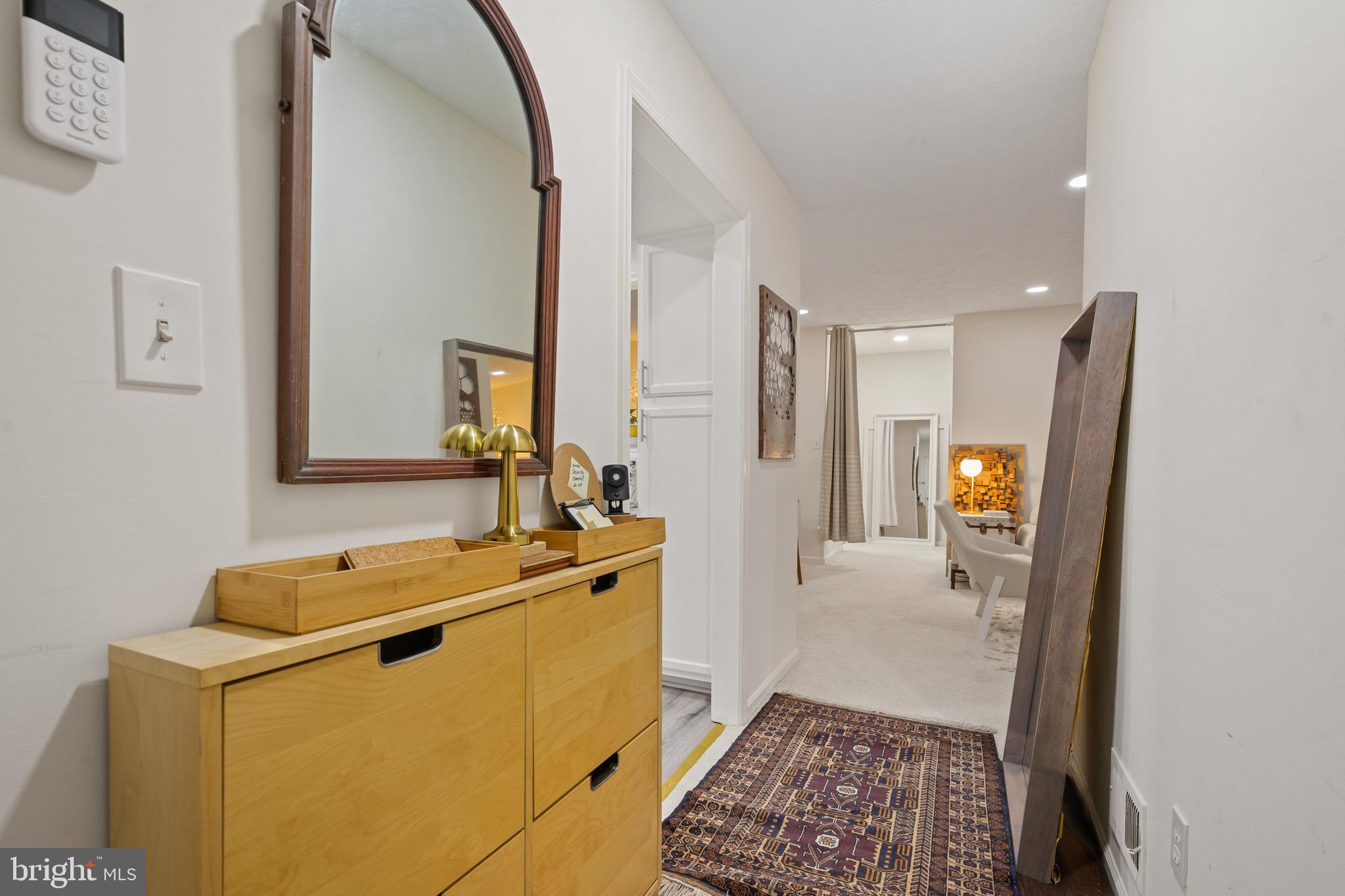 HUNTERS CROSSING - Residential