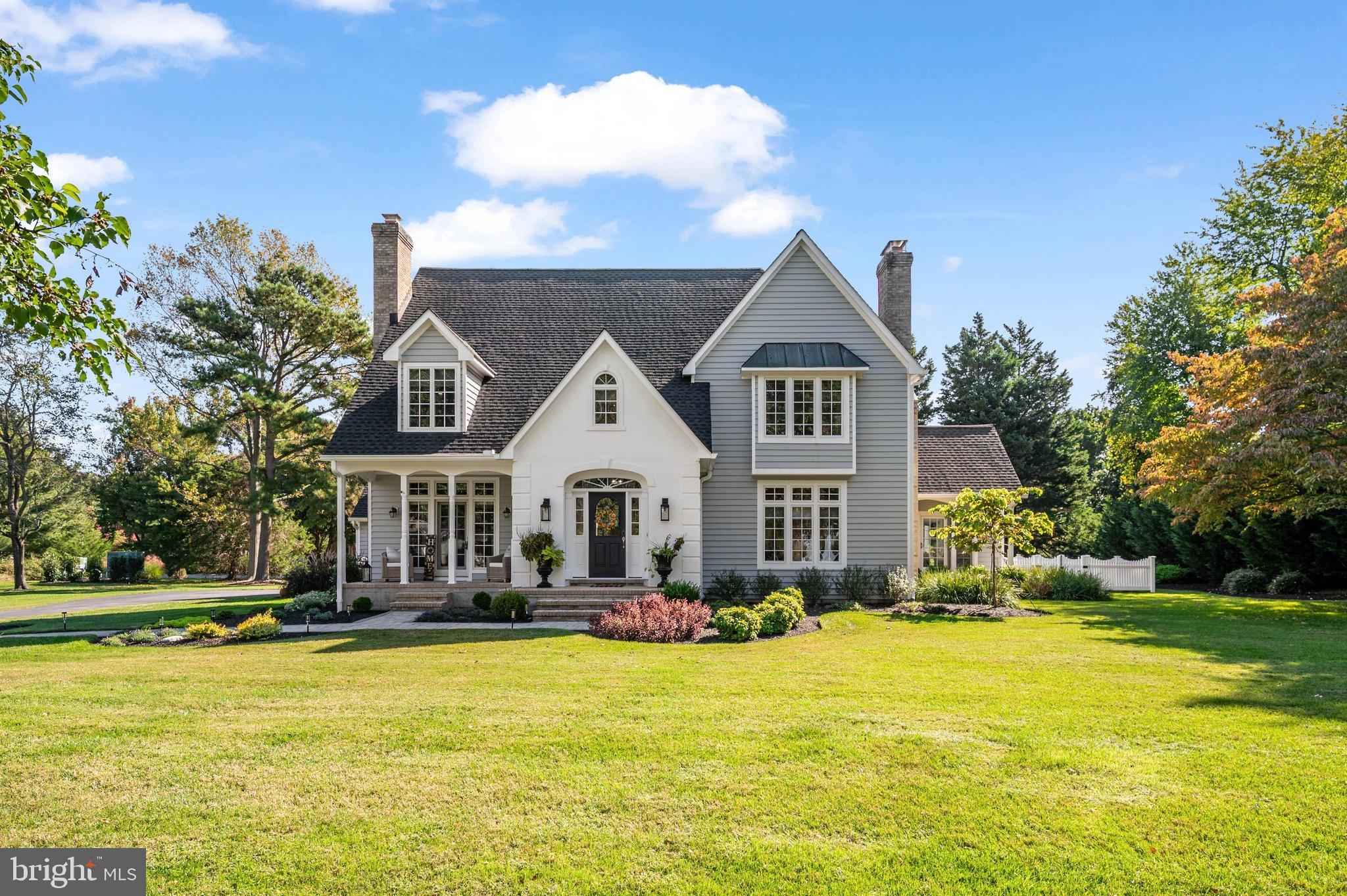 228 PROSPECT BAY DRIVE W