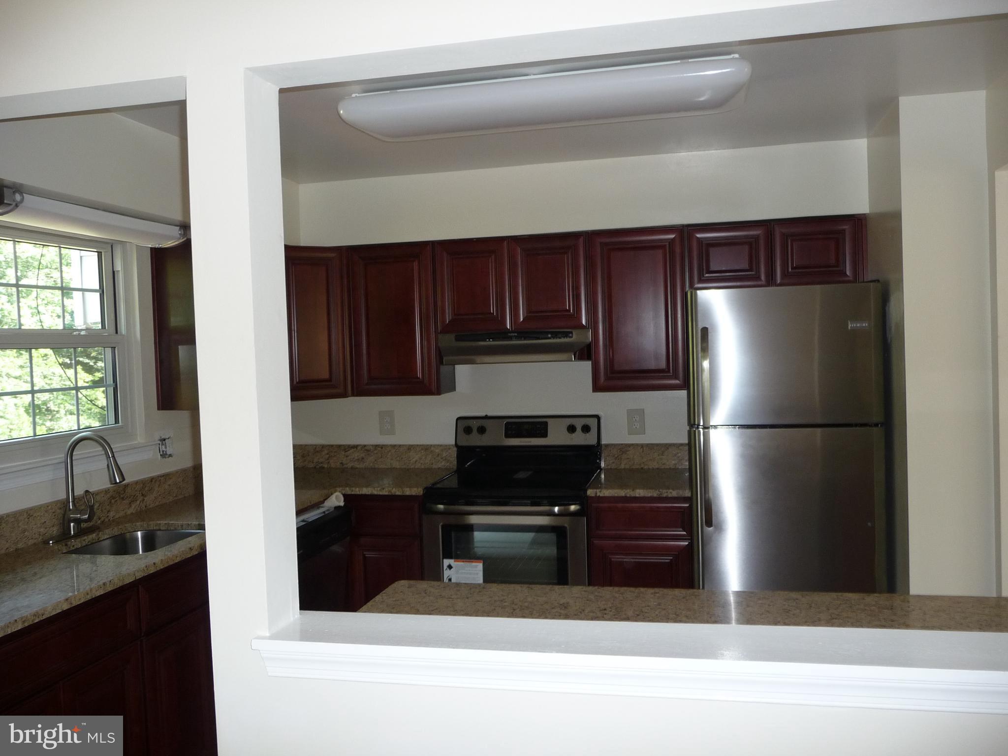 SUMMERHILL - Residential Lease