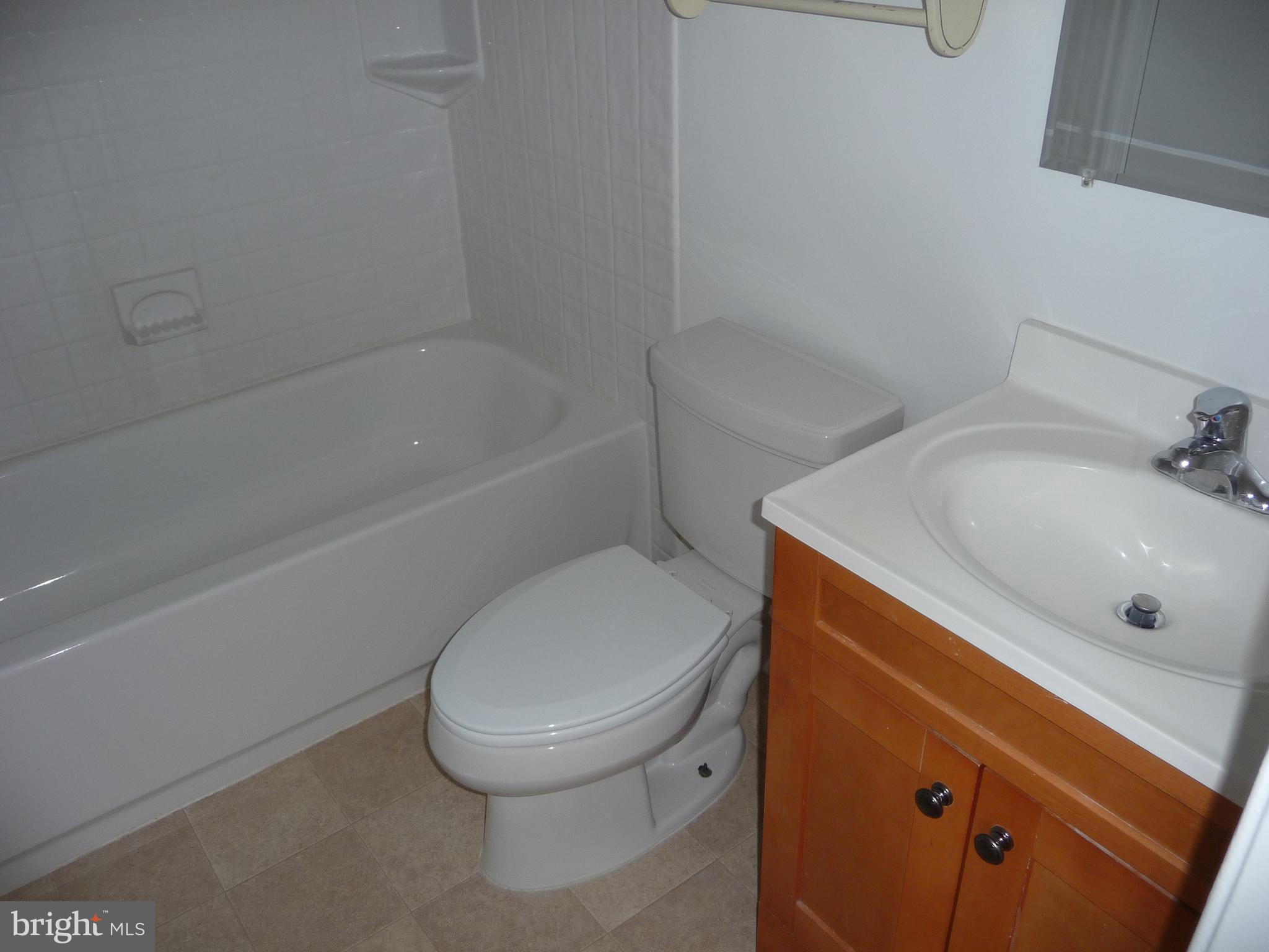 SUMMERHILL - Residential Lease