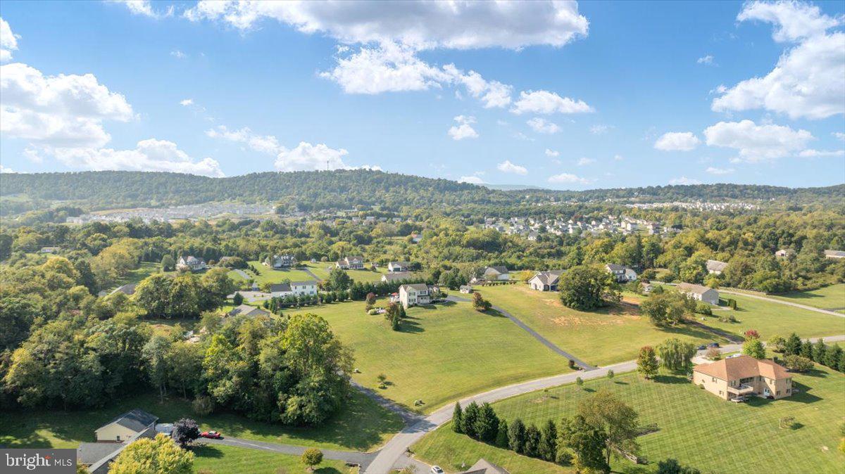 FAIRFAX FARMS - Residential