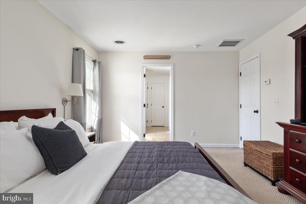 FAIRFAX FARMS - Residential