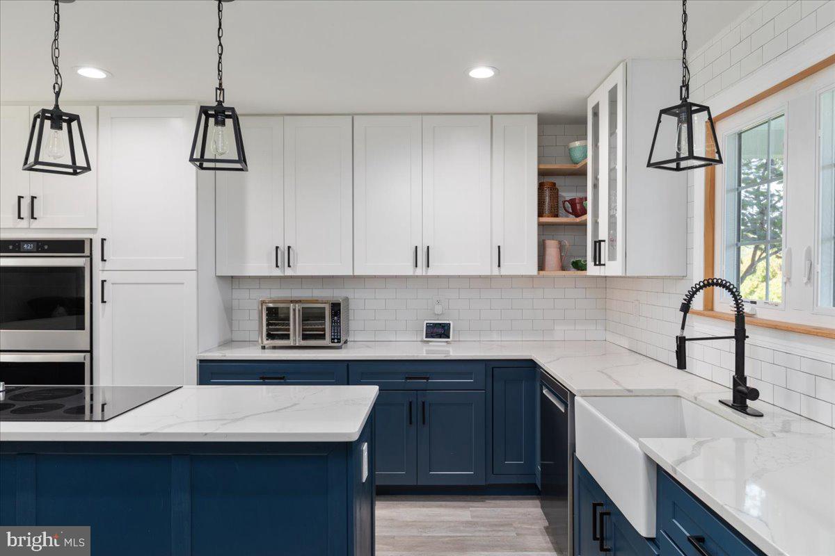 FAIRFAX FARMS - Residential