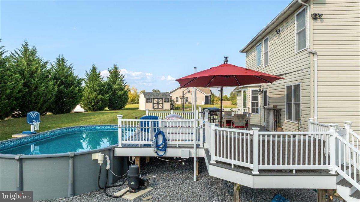 FAIRFAX FARMS - Residential