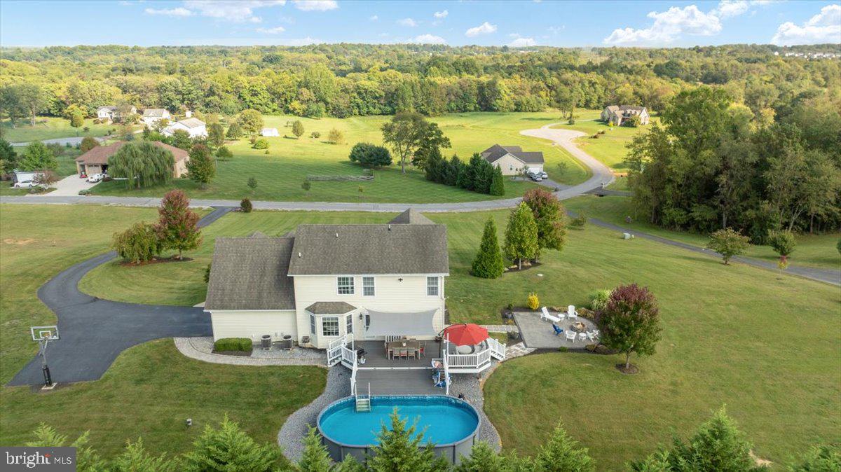 FAIRFAX FARMS - Residential