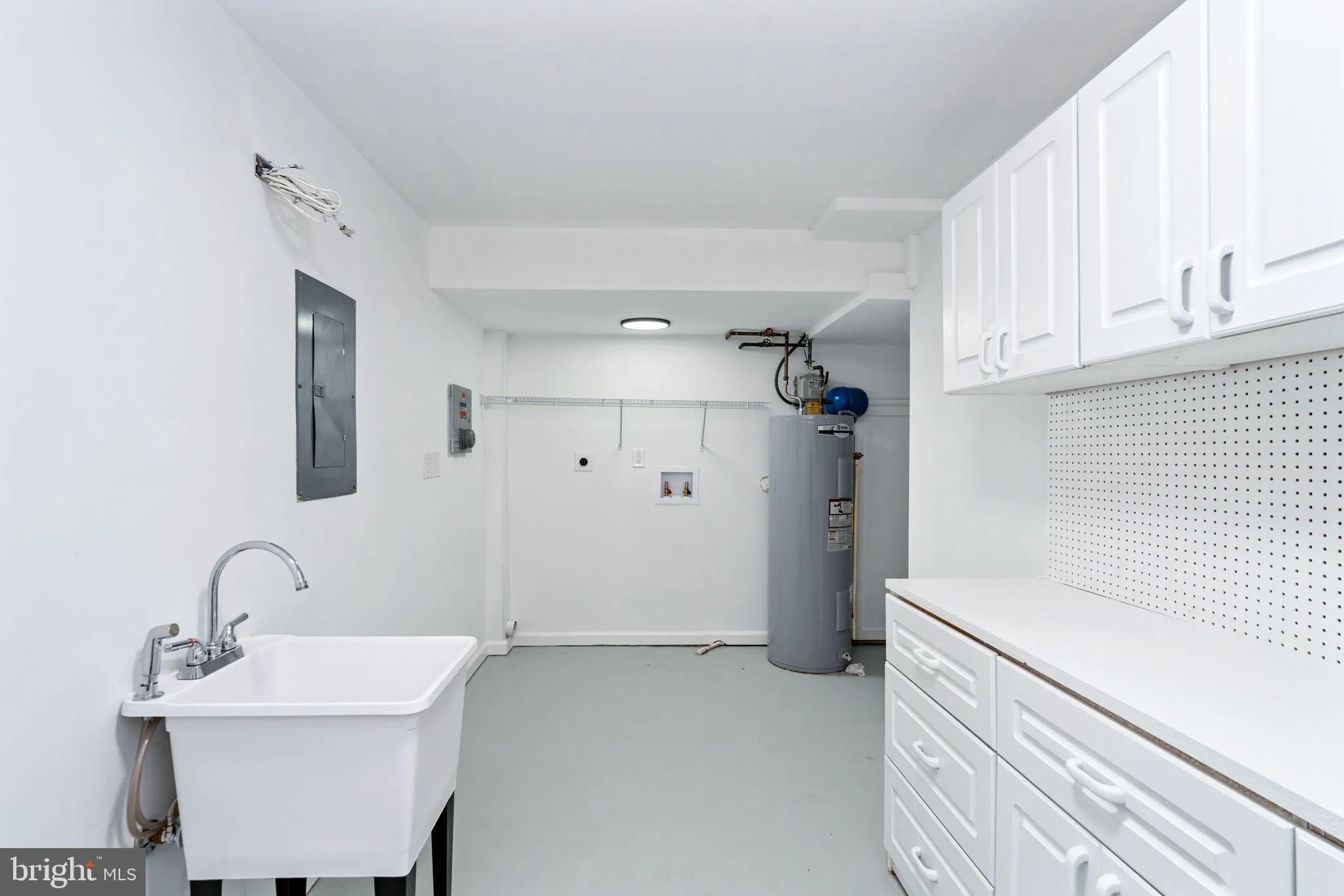 Spotsylvania, Virginia 22551, United States, 4 Bedrooms Bedrooms, ,2 BathroomsBathrooms,Residential,Active,159162