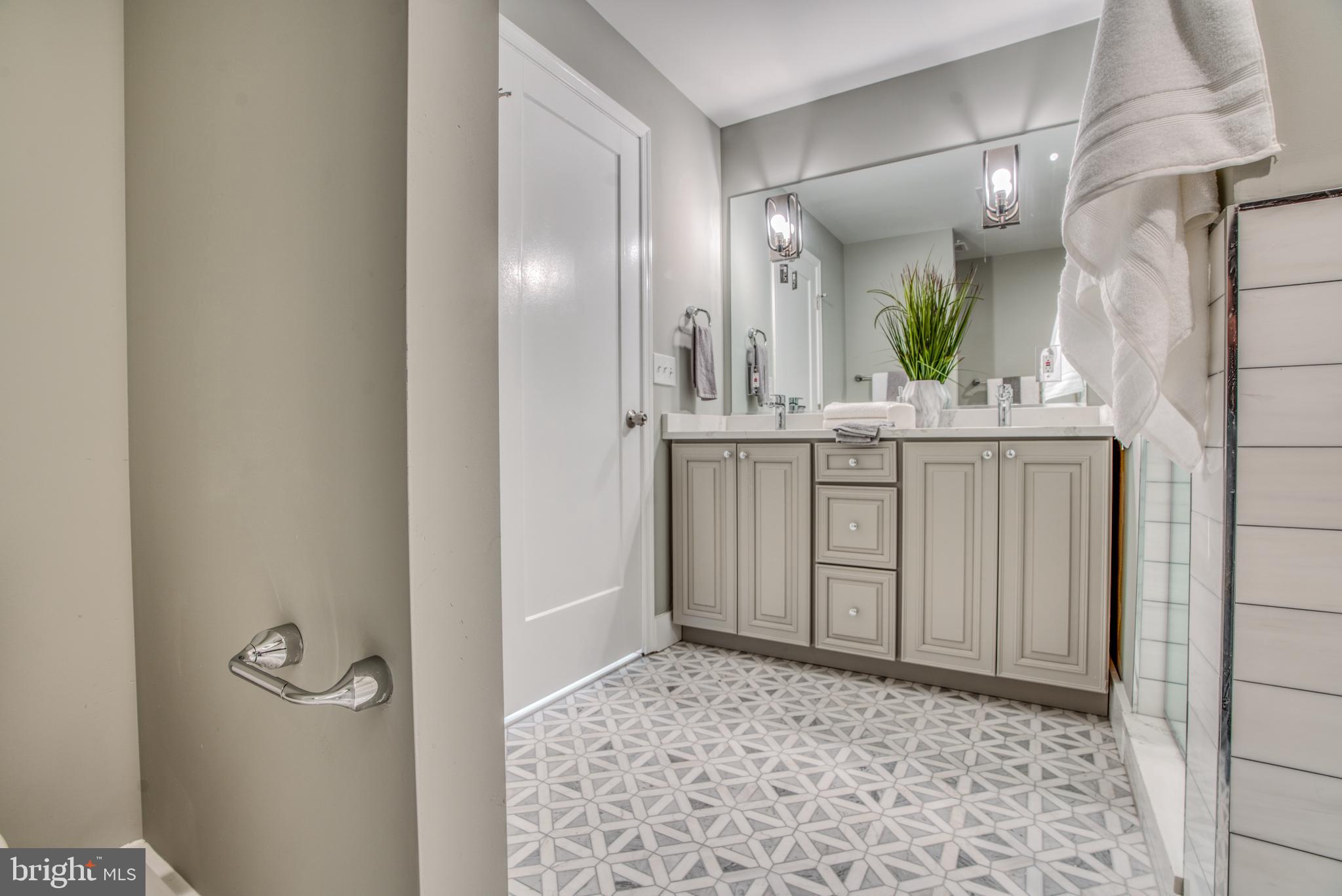 UPPER FELLS POINT - Residential