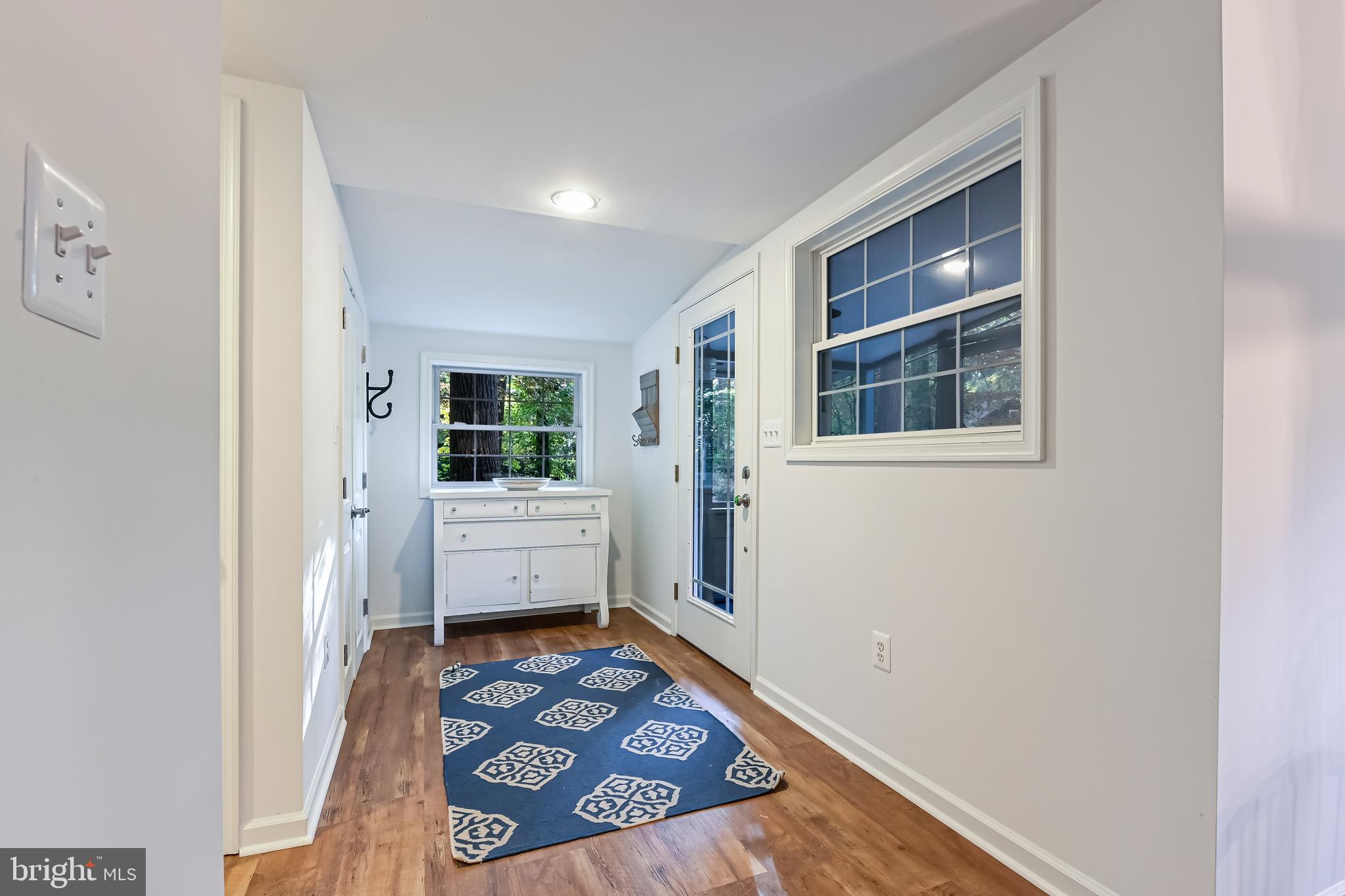 SHERWOOD FOREST - Residential