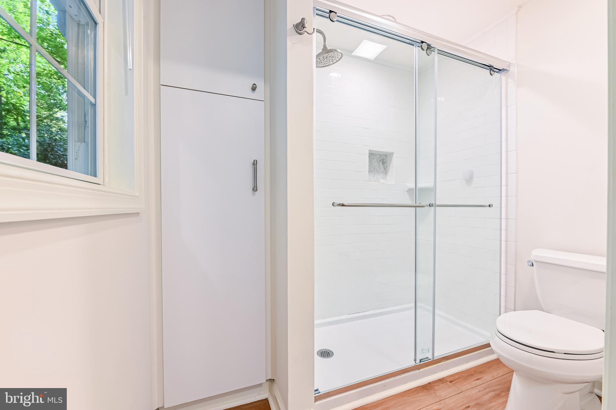 SHERWOOD FOREST - Residential