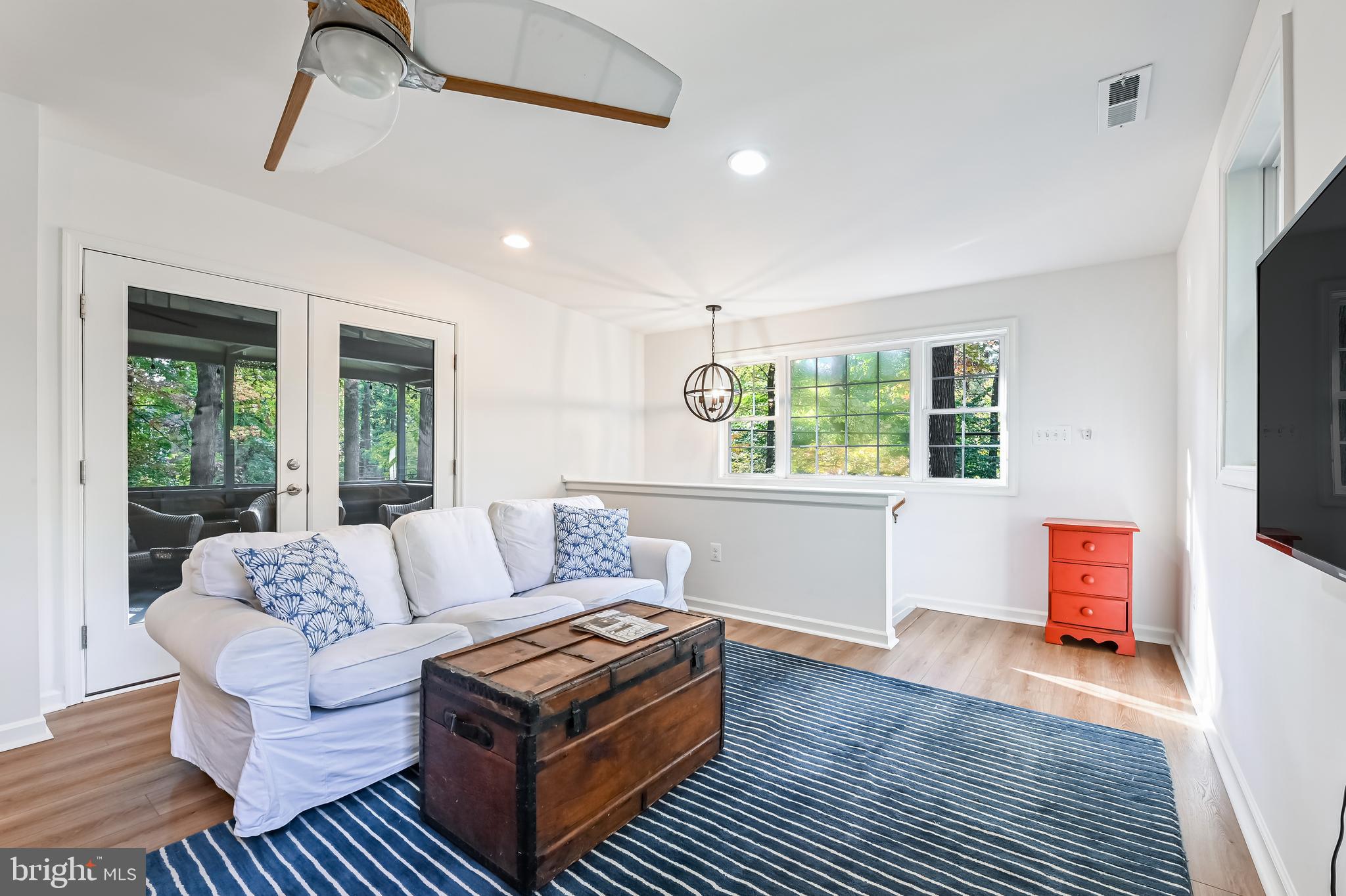 SHERWOOD FOREST - Residential