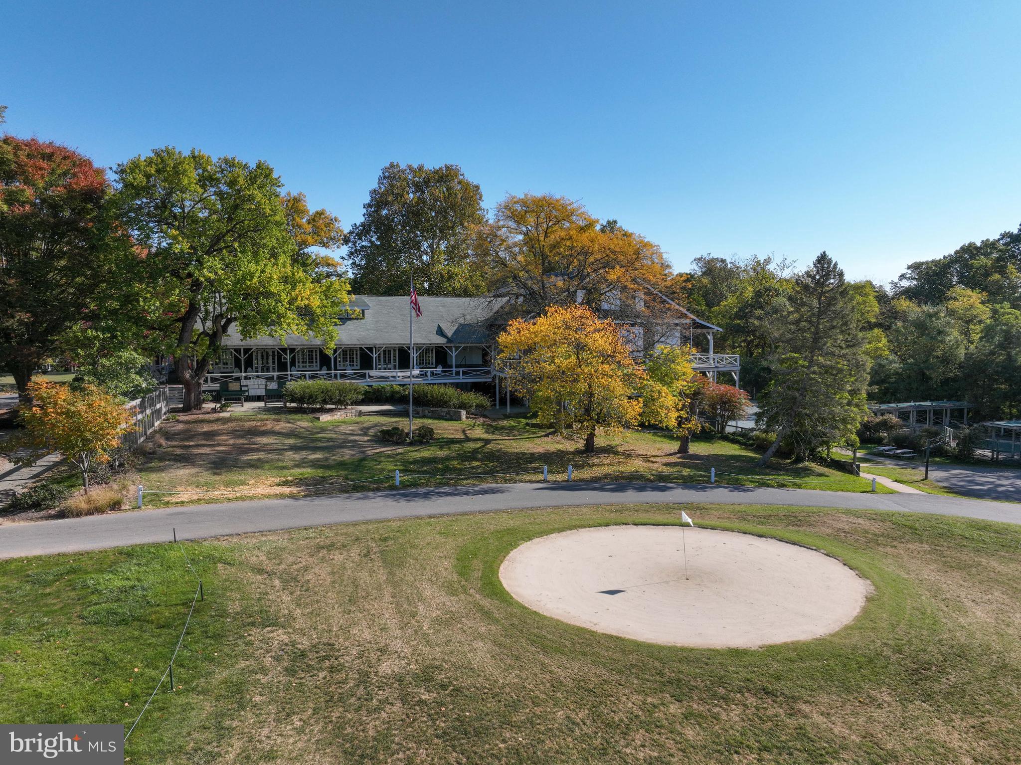 SHERWOOD FOREST - Residential