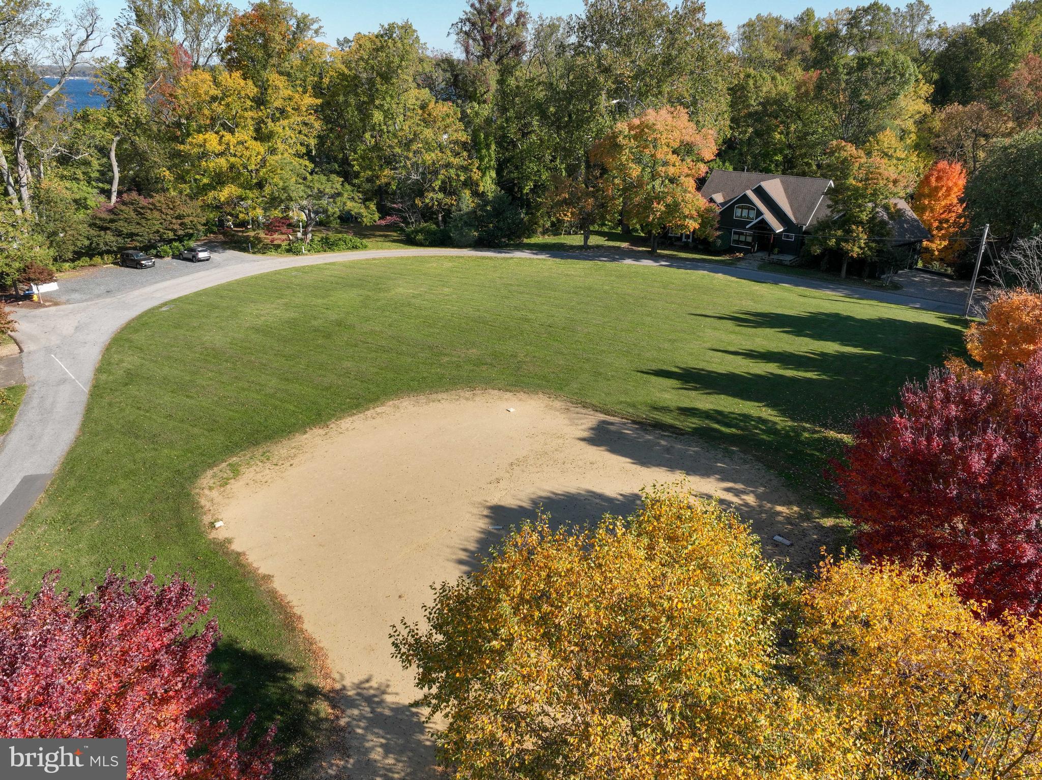 SHERWOOD FOREST - Residential