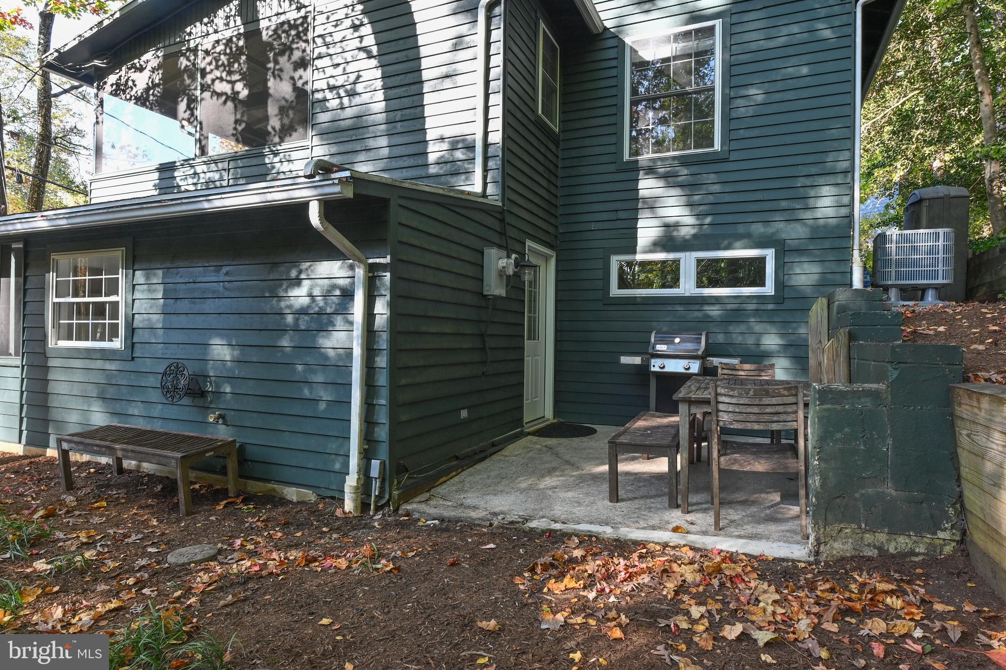 SHERWOOD FOREST - Residential