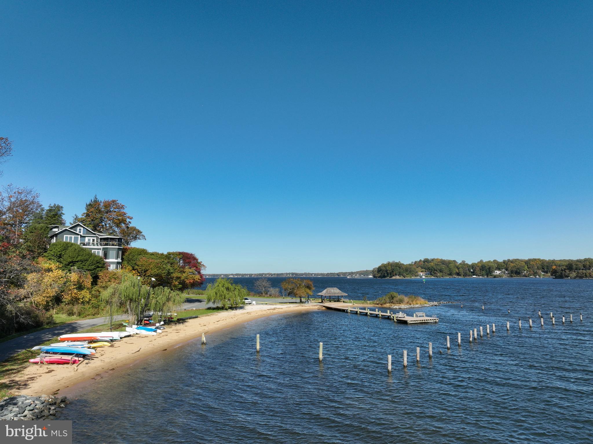 SHERWOOD FOREST - Residential