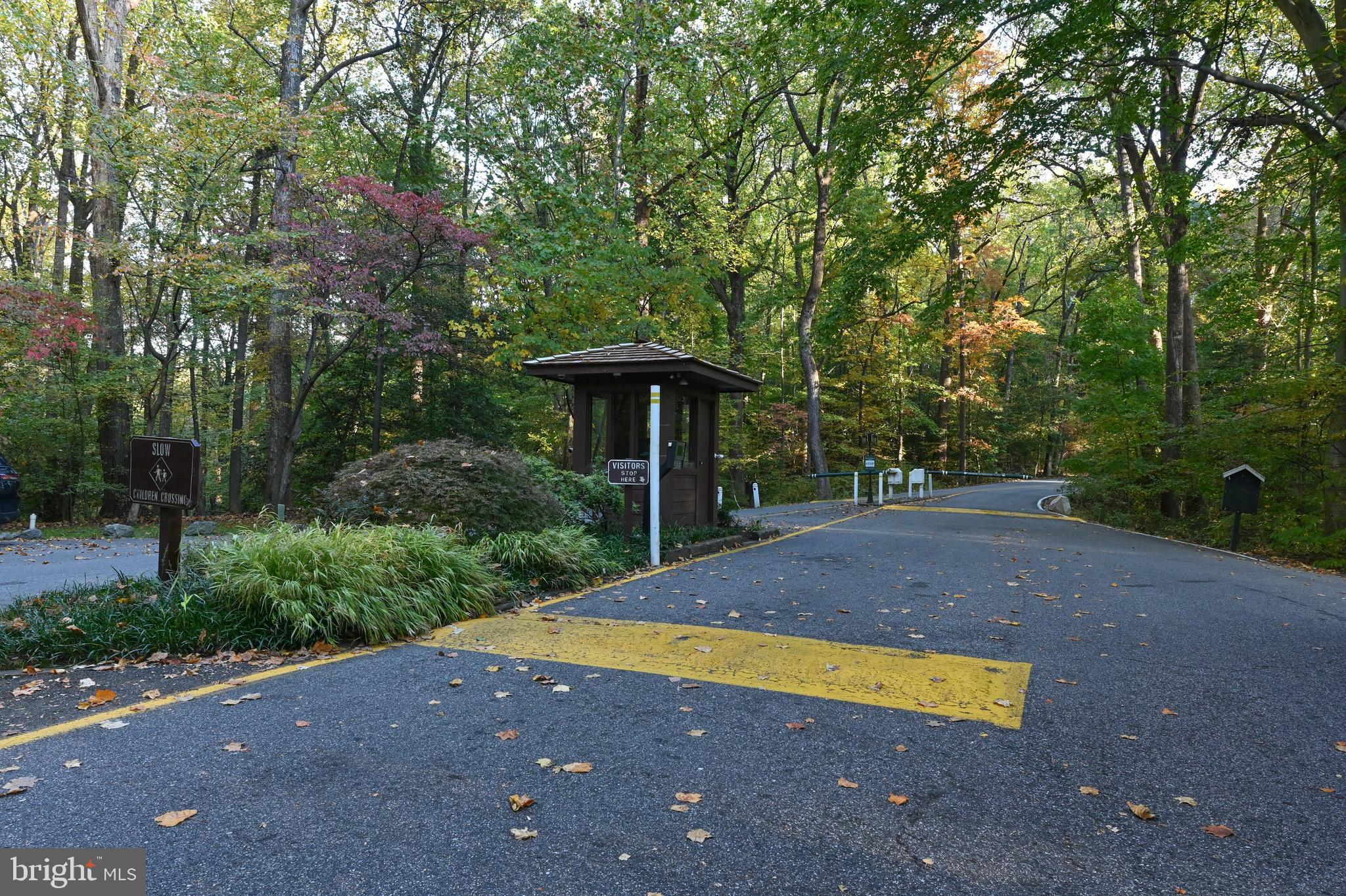 SHERWOOD FOREST - Residential