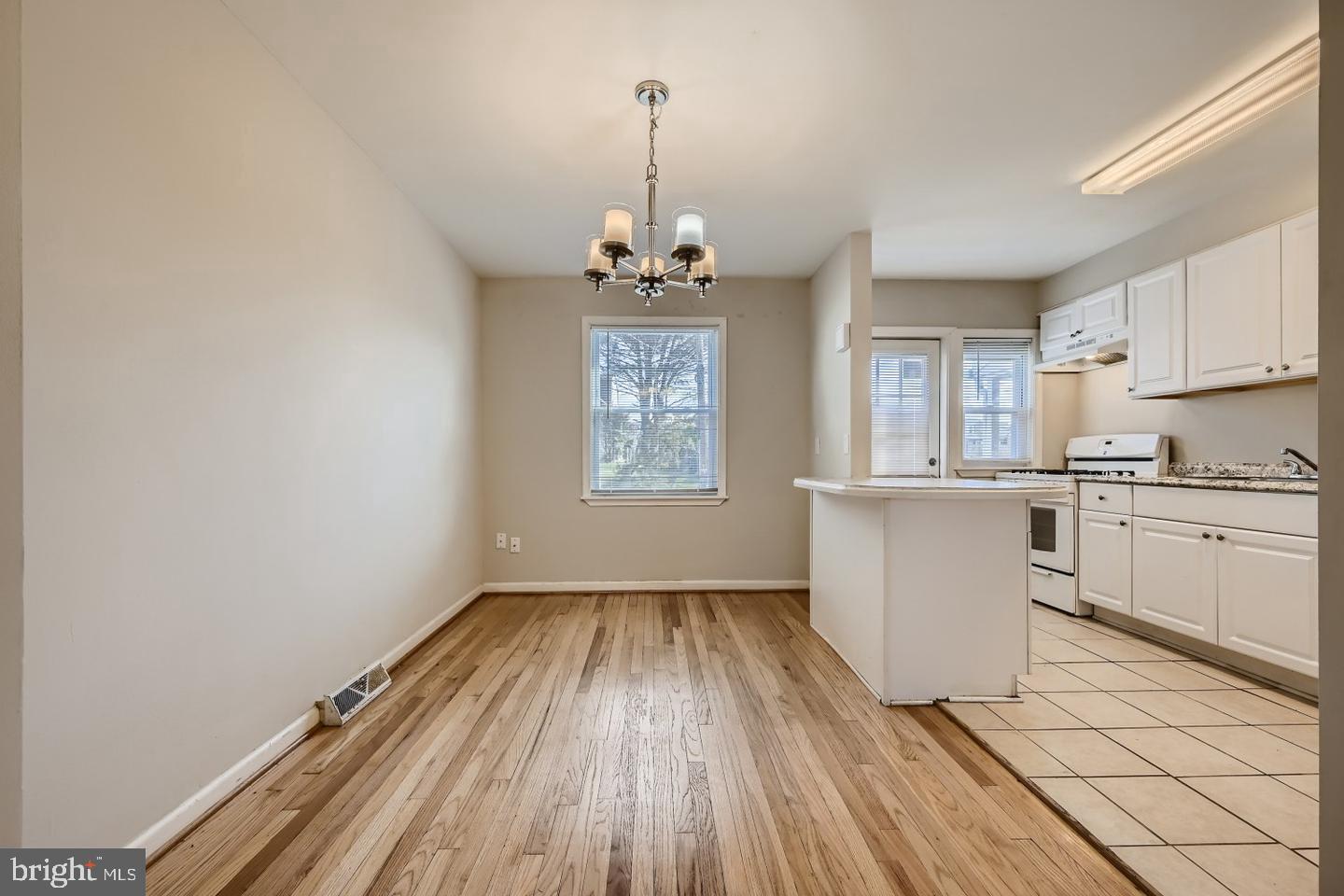 DUNDALK - Residential Lease