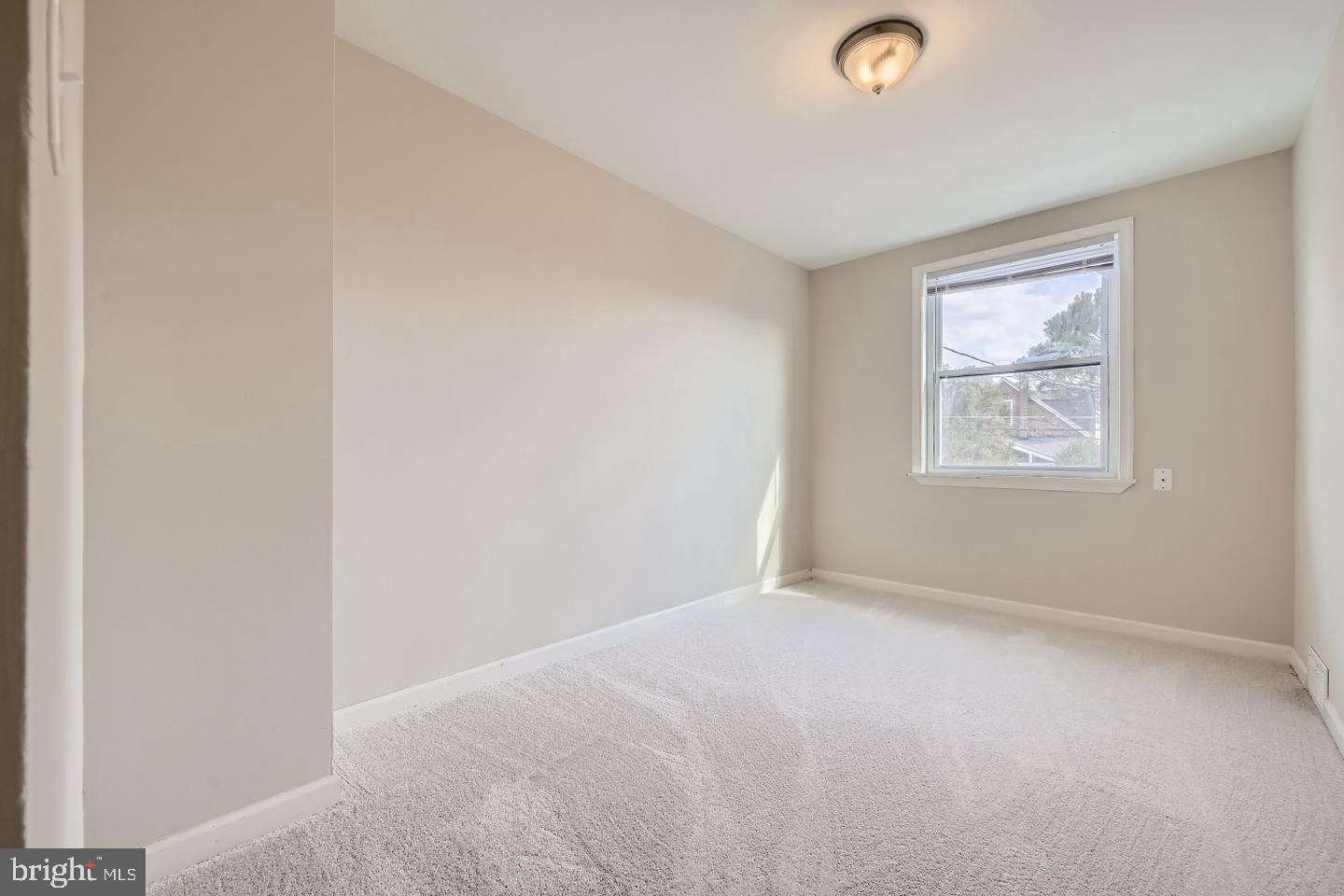 DUNDALK - Residential Lease