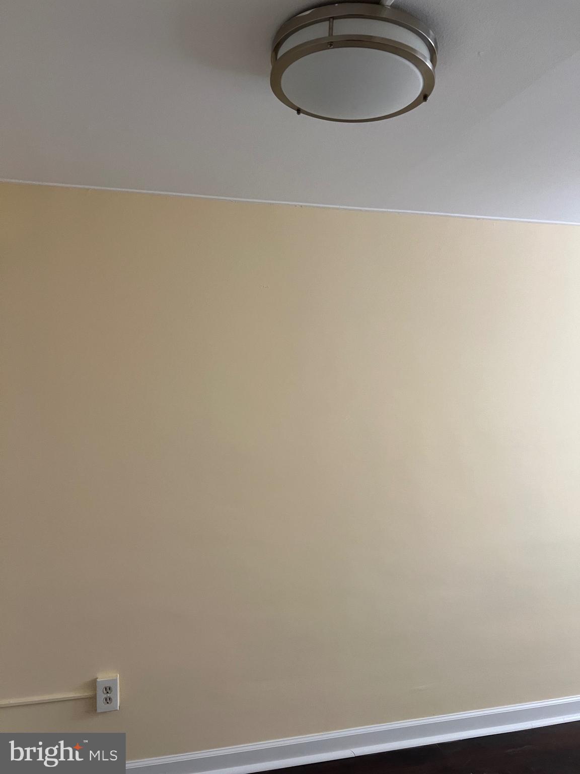 RIVERVIEW - Residential