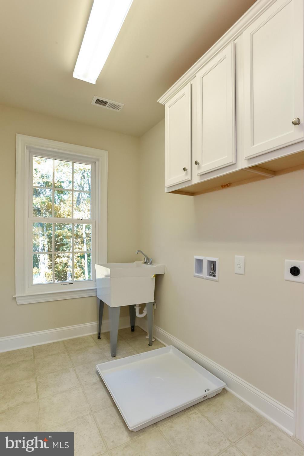 ARTILLERY RIDGE - Residential