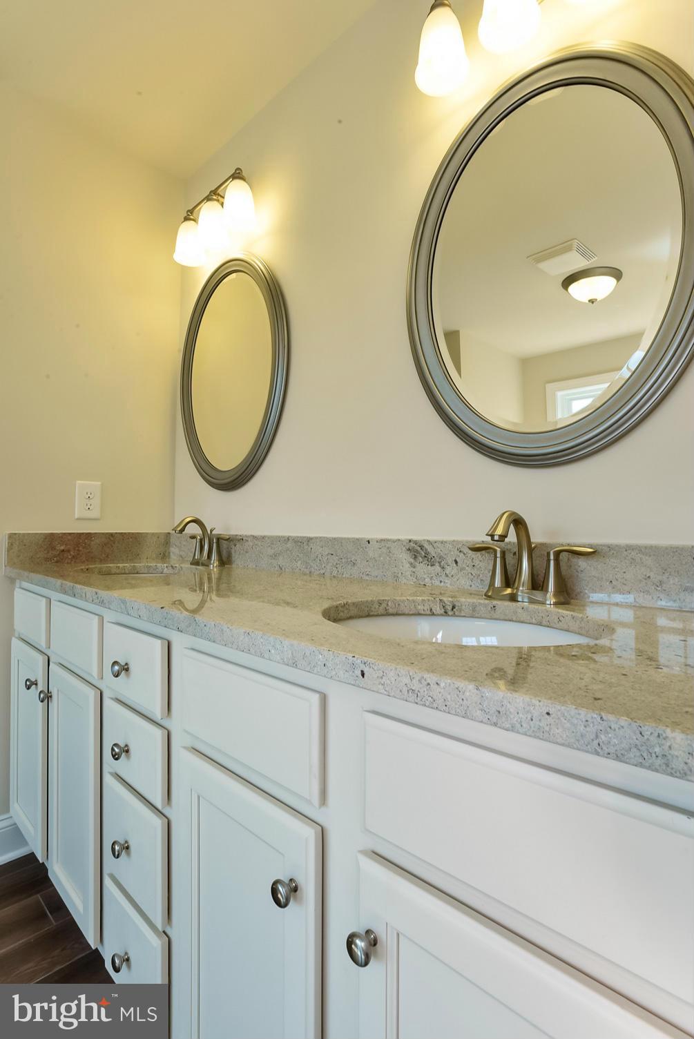 ARTILLERY RIDGE - Residential